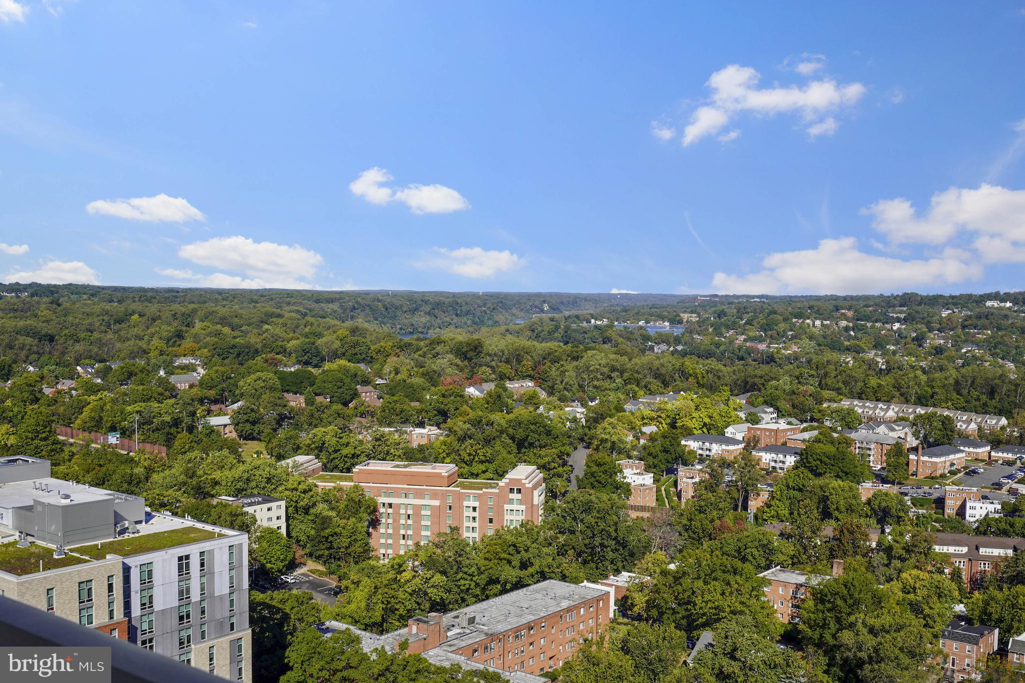 ROSSLYN - Residential