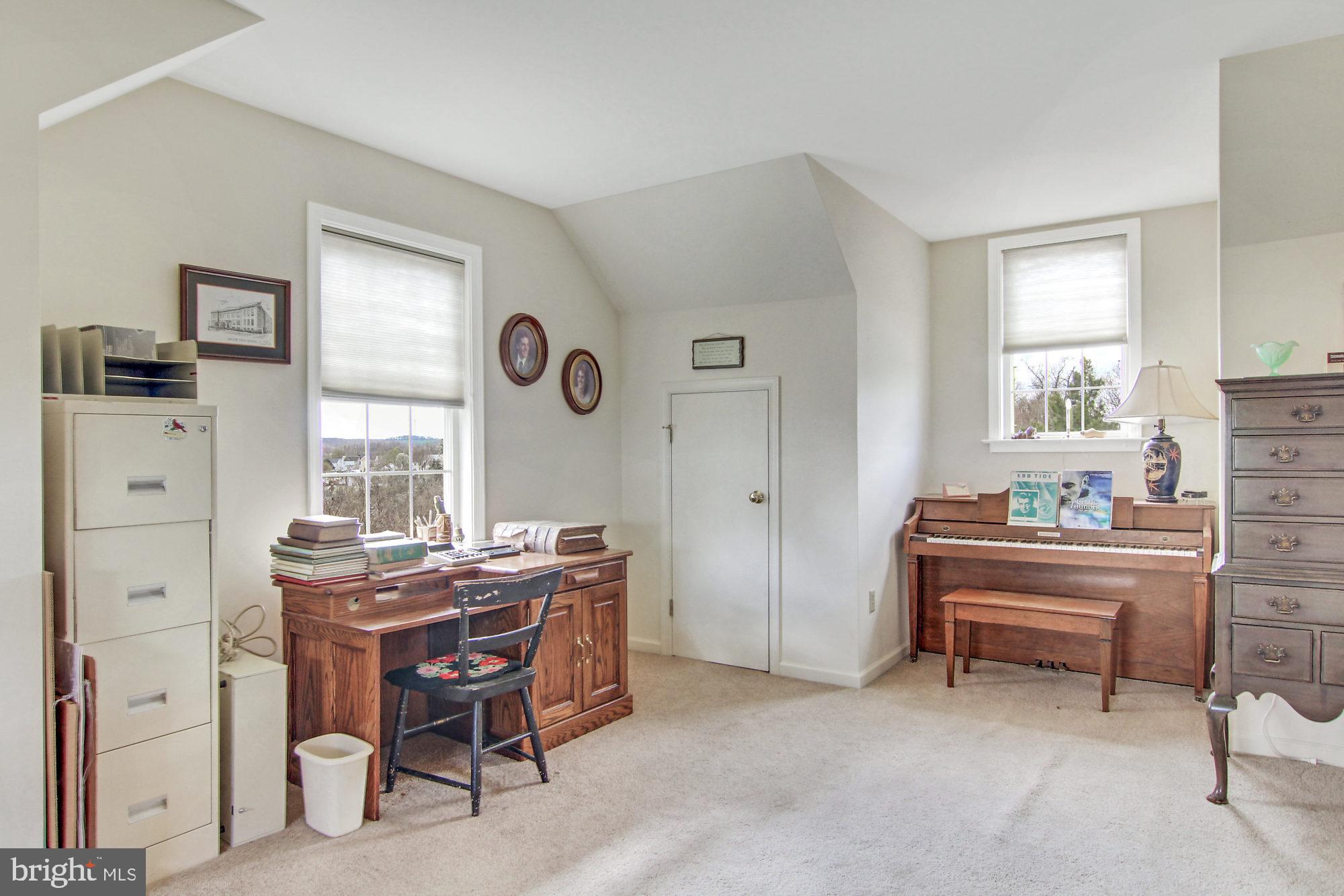 RIVERVIEW ESTATES - Residential