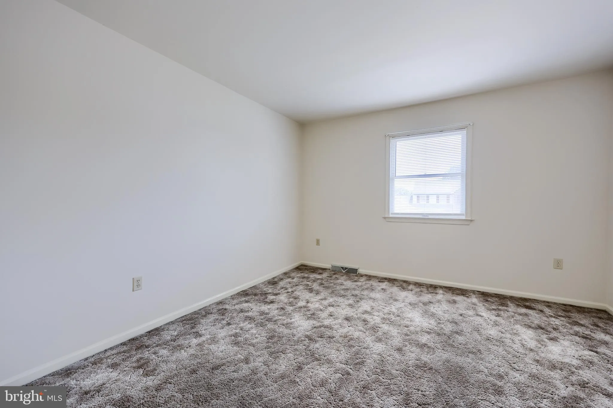 Denver, Pennsylvania 17517, United States, 3 Bedrooms Bedrooms, ,2 BathroomsBathrooms,Residential,Active,150934