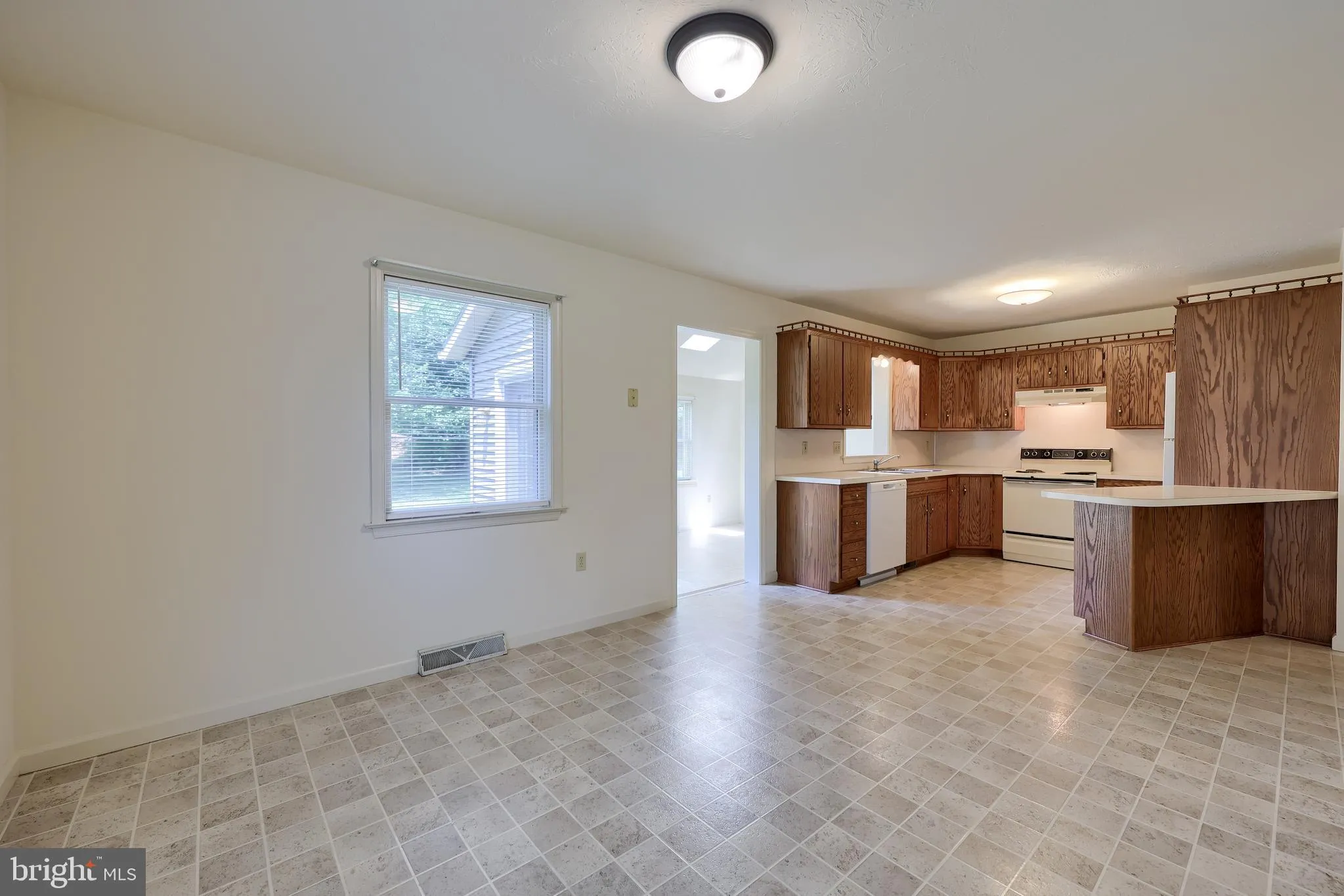 Denver, Pennsylvania 17517, United States, 3 Bedrooms Bedrooms, ,2 BathroomsBathrooms,Residential,Active,150934