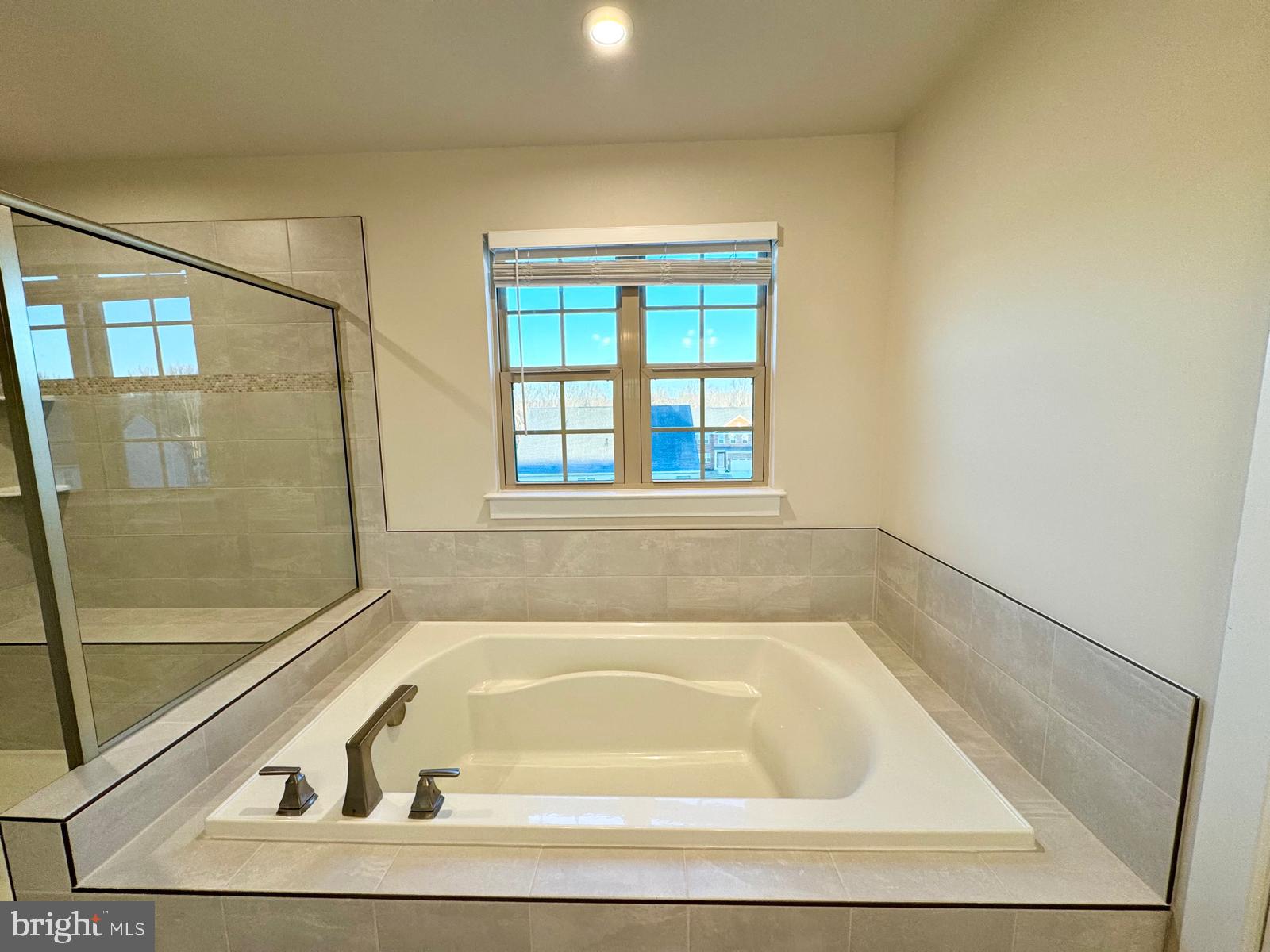 CANTER CREEK - Residential Lease