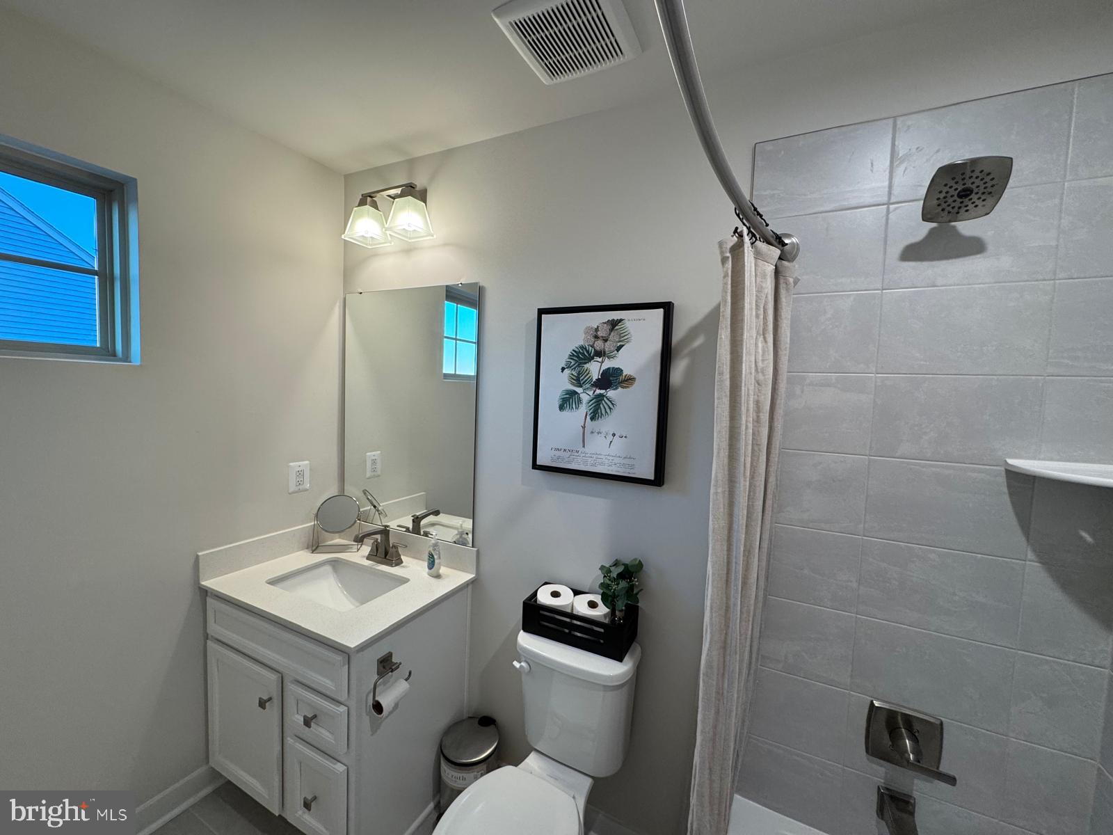 CANTER CREEK - Residential Lease