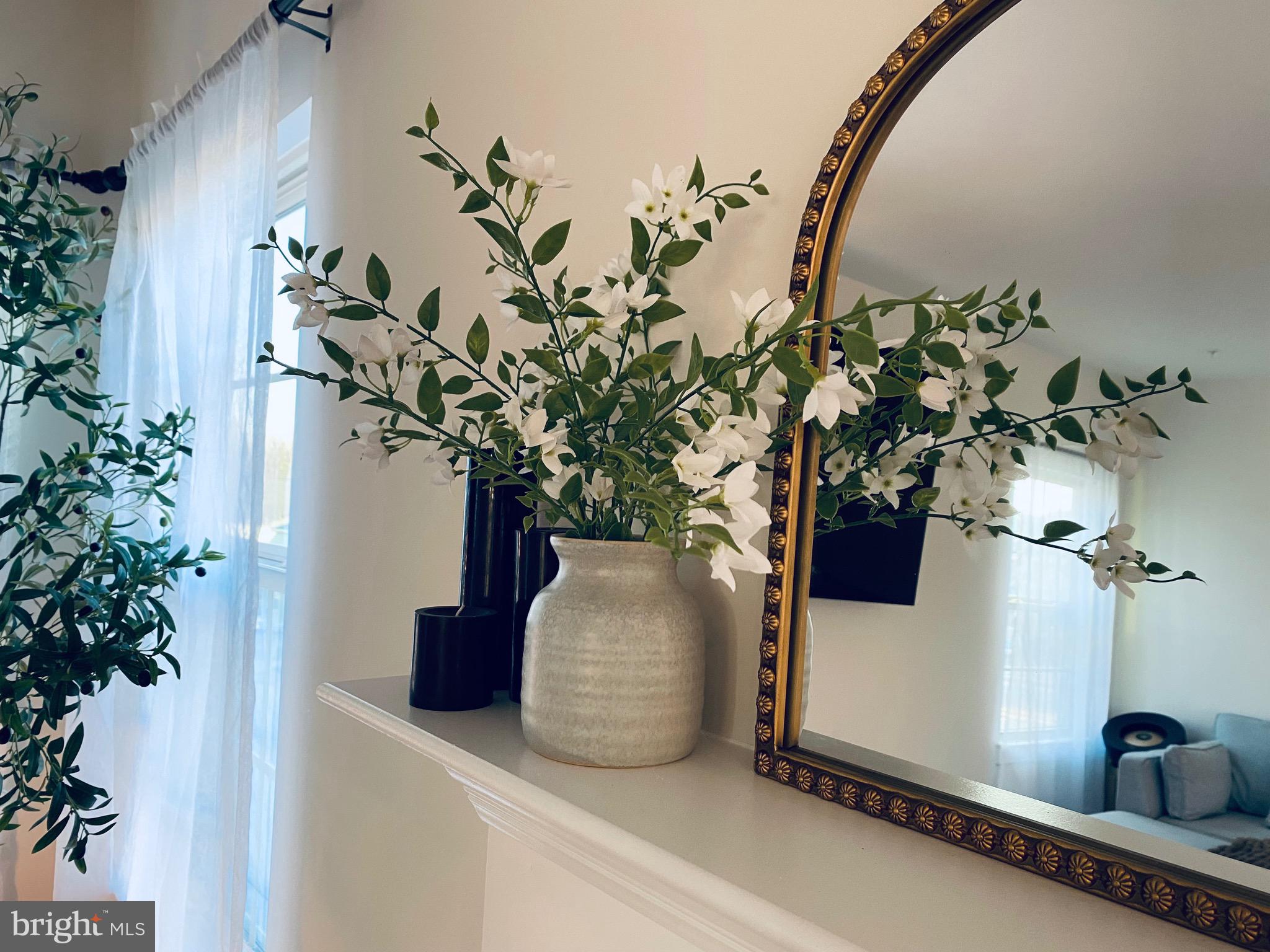 CANTER CREEK - Residential Lease