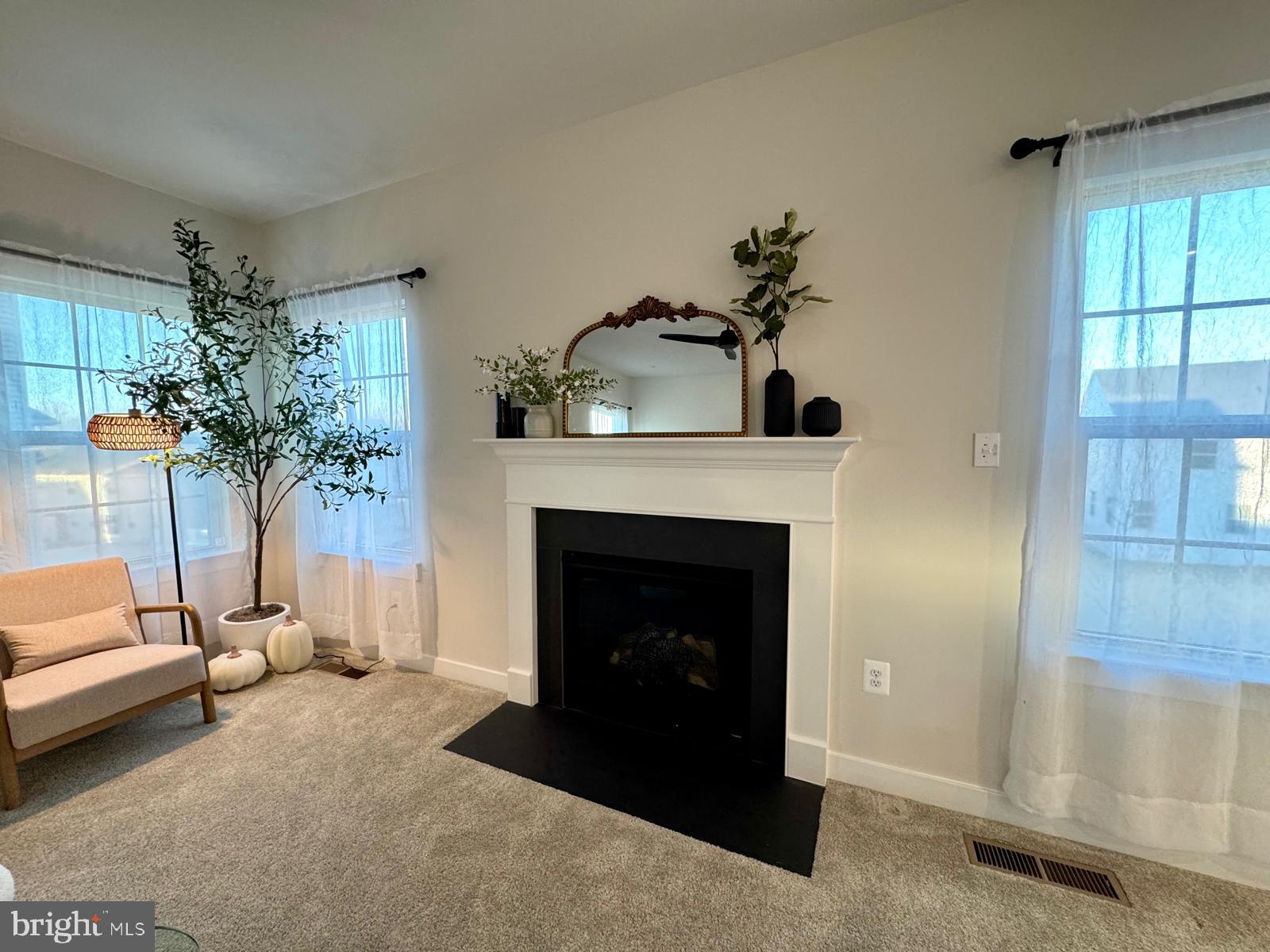 CANTER CREEK - Residential Lease