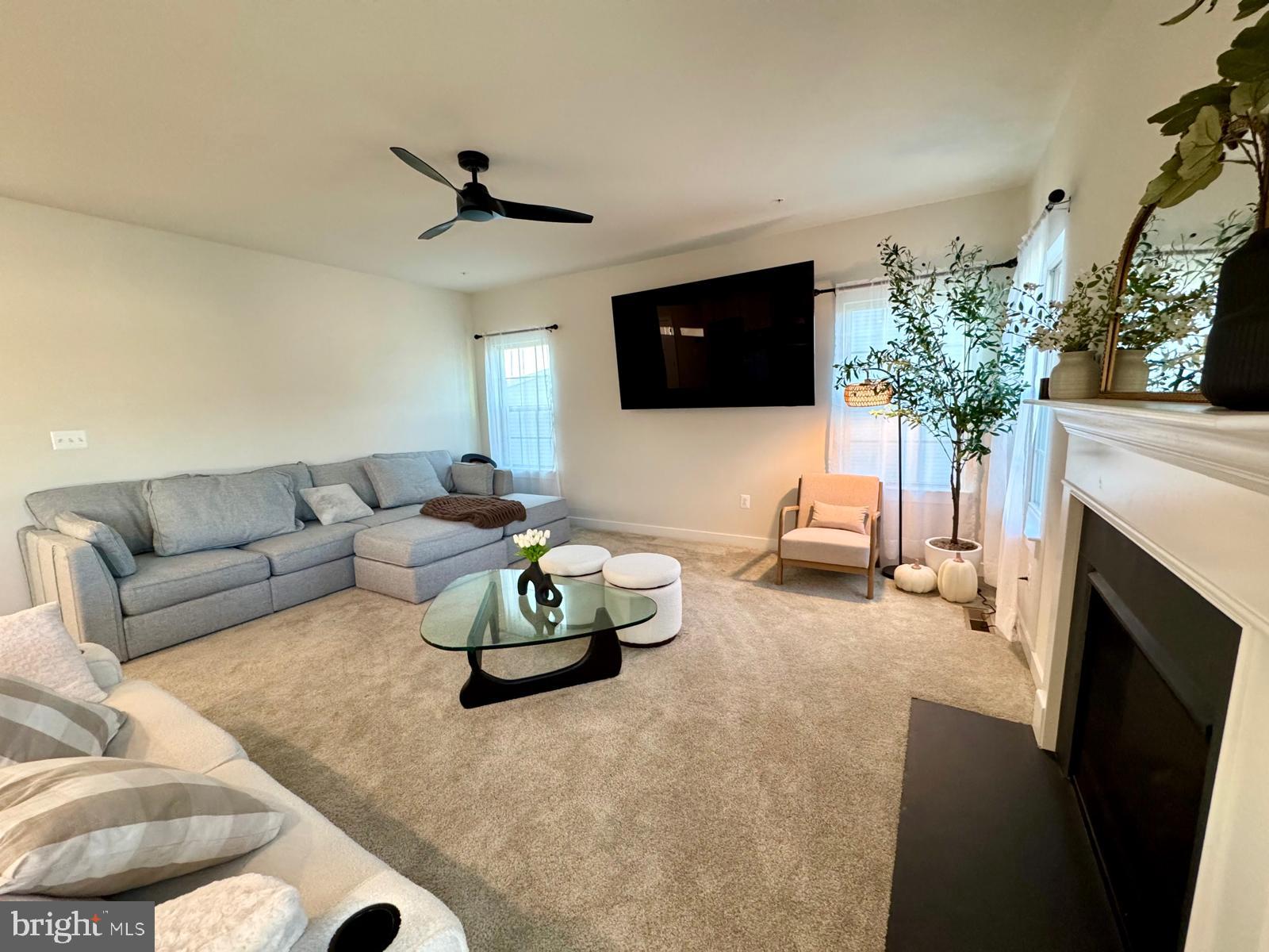 CANTER CREEK - Residential Lease