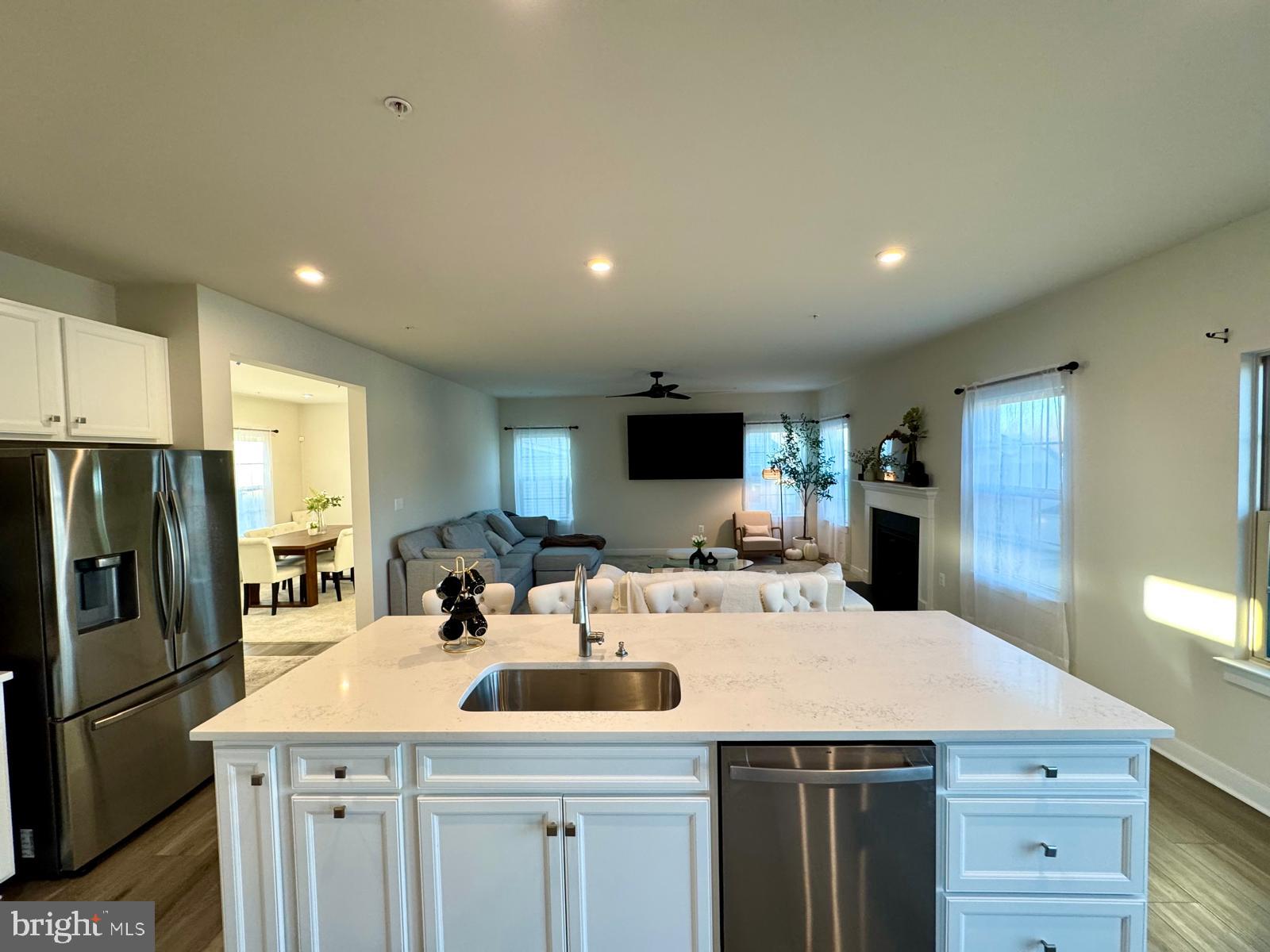 CANTER CREEK - Residential Lease