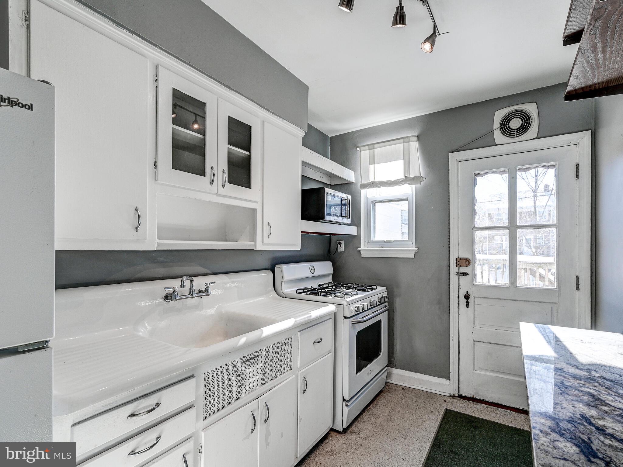 AIGBURTH - Residential