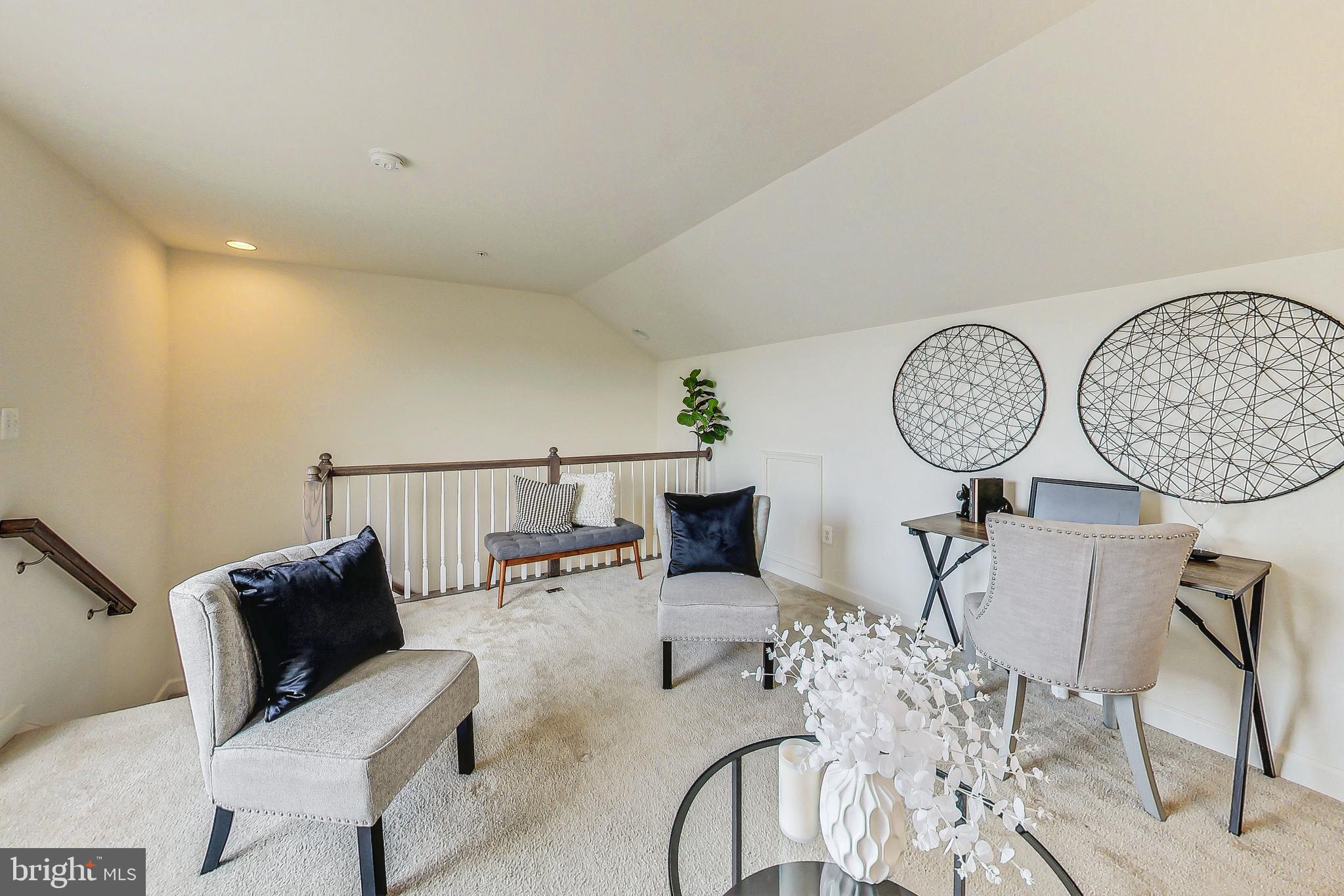 WOOD GLEN - Residential