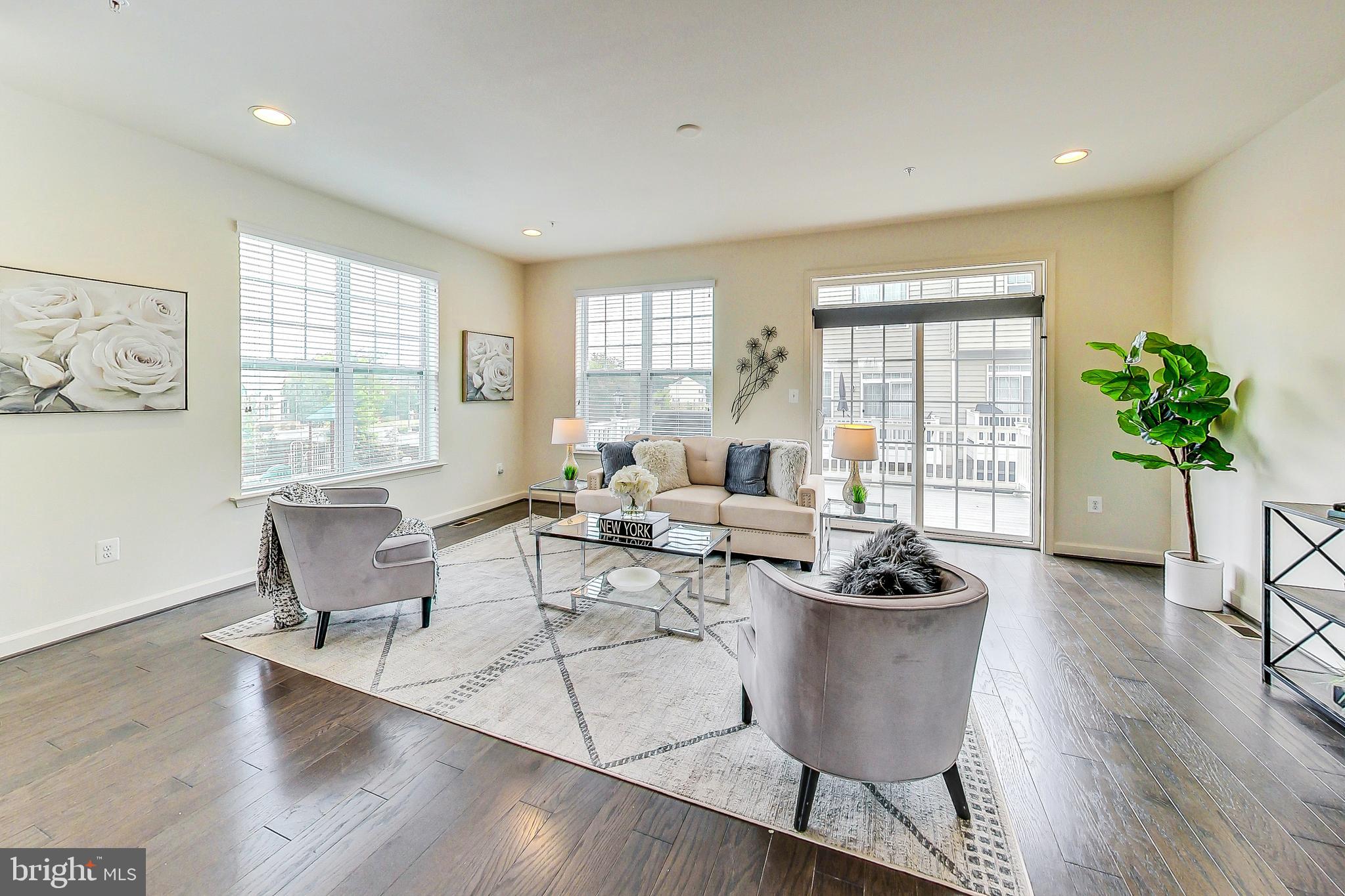 WOOD GLEN - Residential