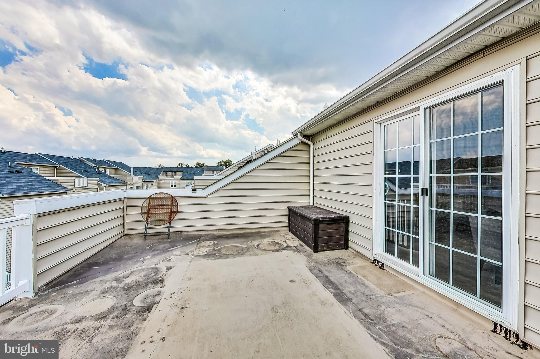 WOOD GLEN - Residential