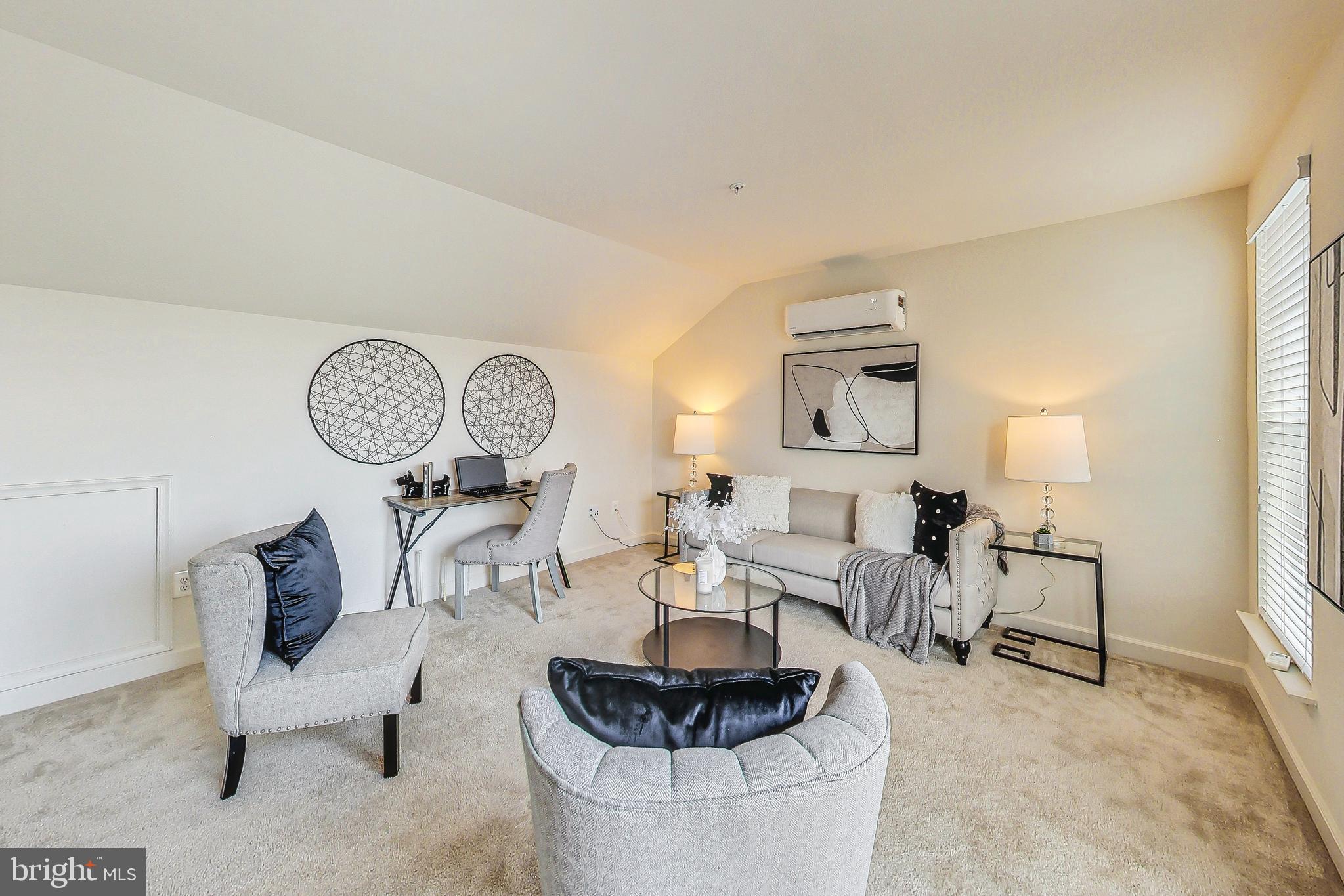 WOOD GLEN - Residential