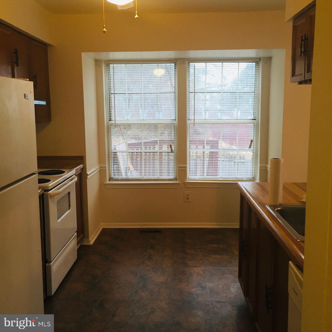 DISTRICT HEIGHTS - Residential Lease