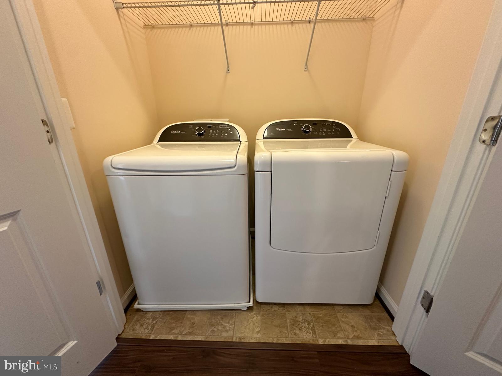 WOODSTREAM - Residential Lease