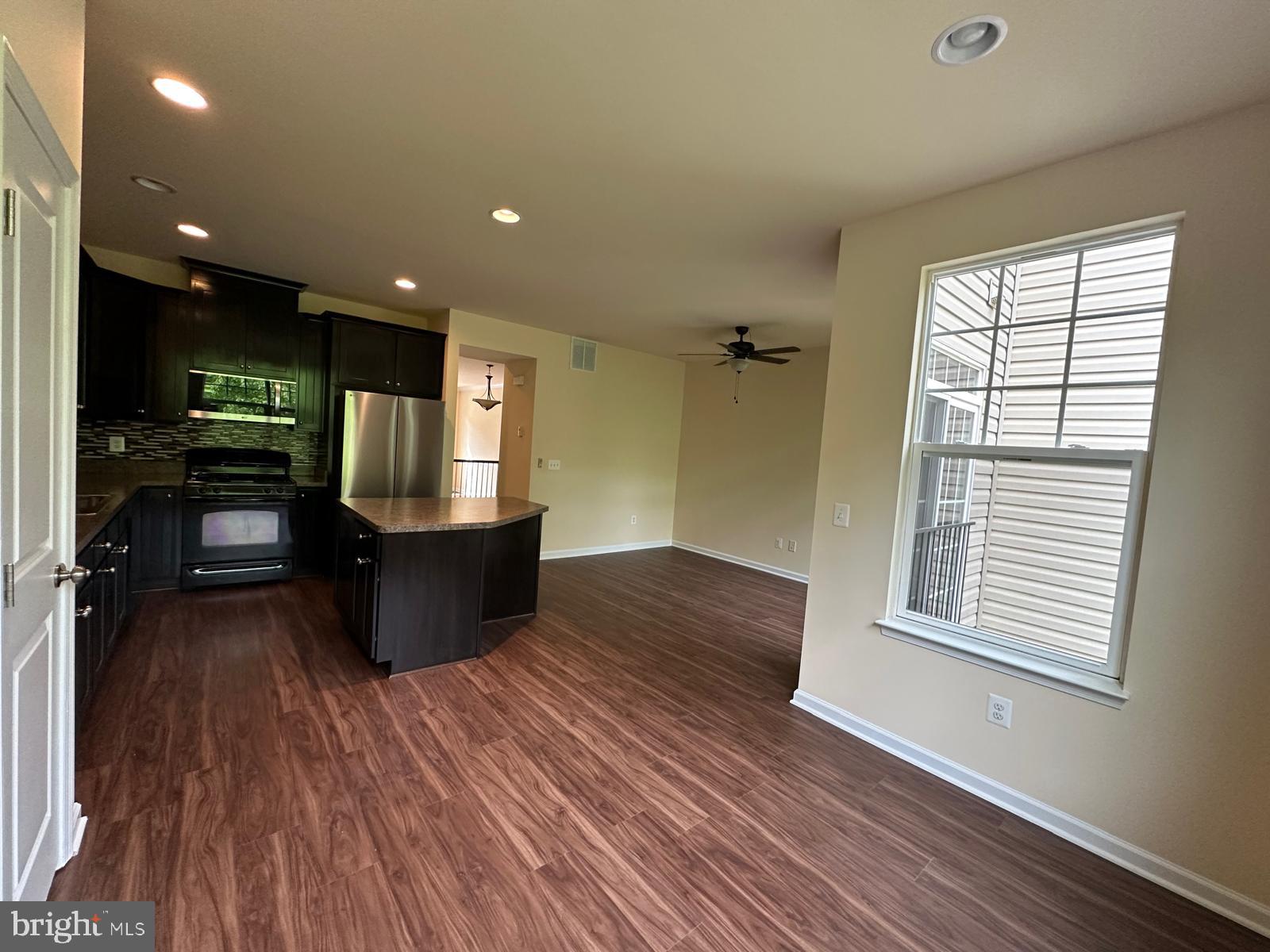 WOODSTREAM - Residential Lease