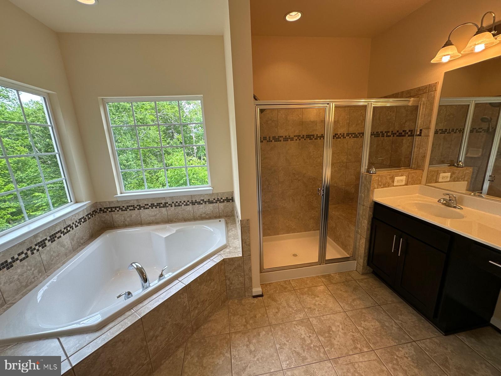 WOODSTREAM - Residential Lease