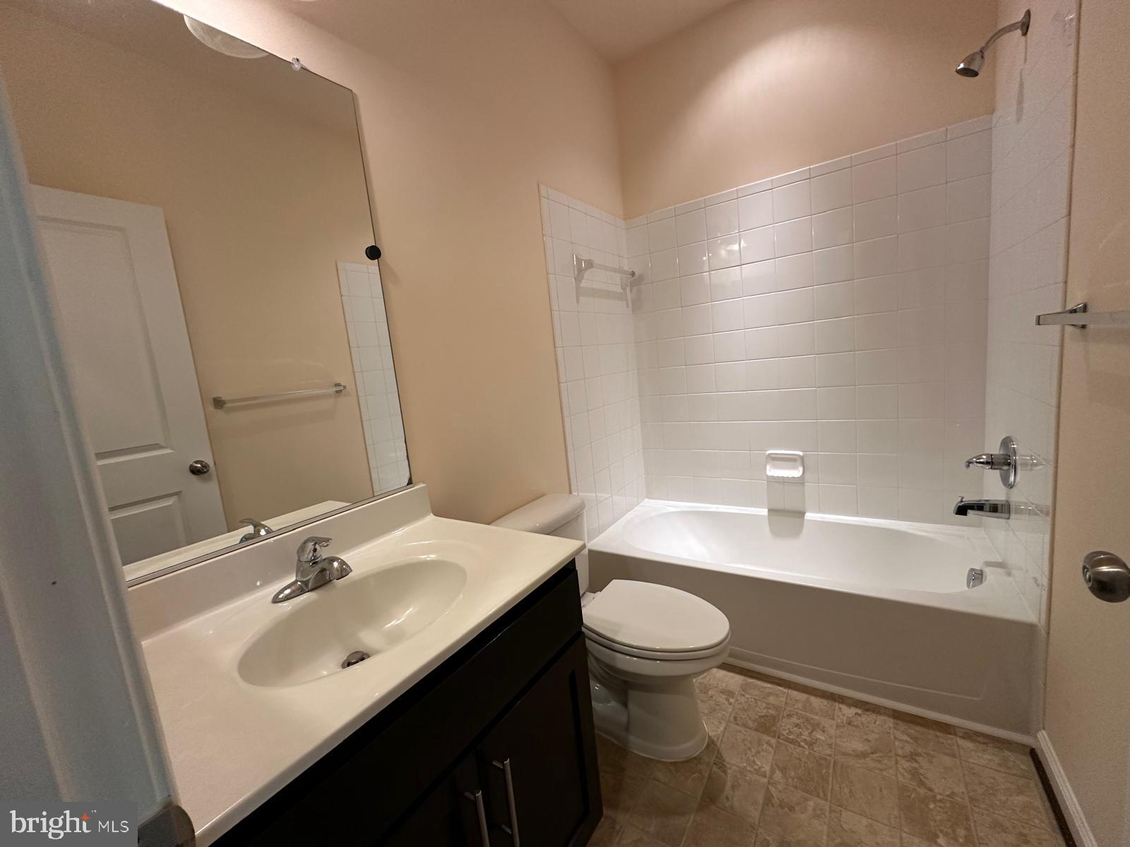 WOODSTREAM - Residential Lease