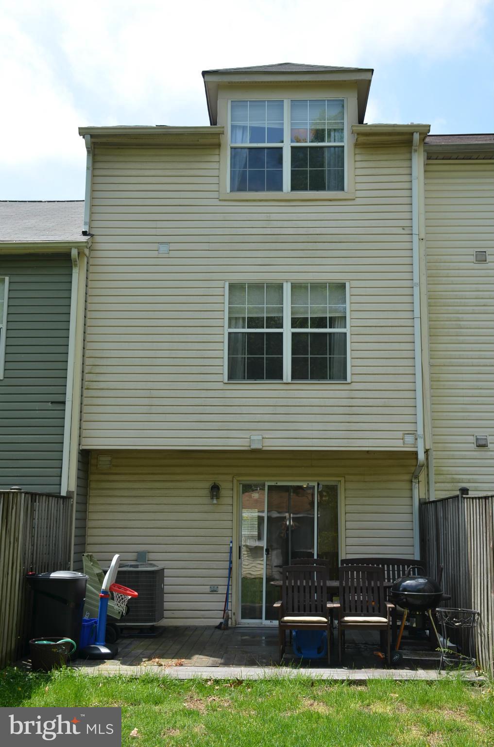 GLENSHIRE TOWNE - Residential