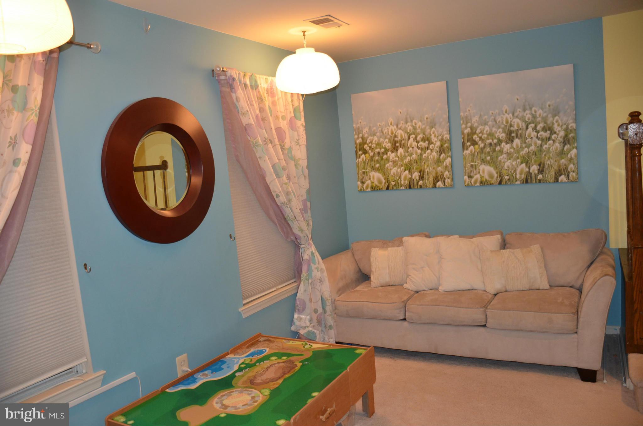 GLENSHIRE TOWNE - Residential