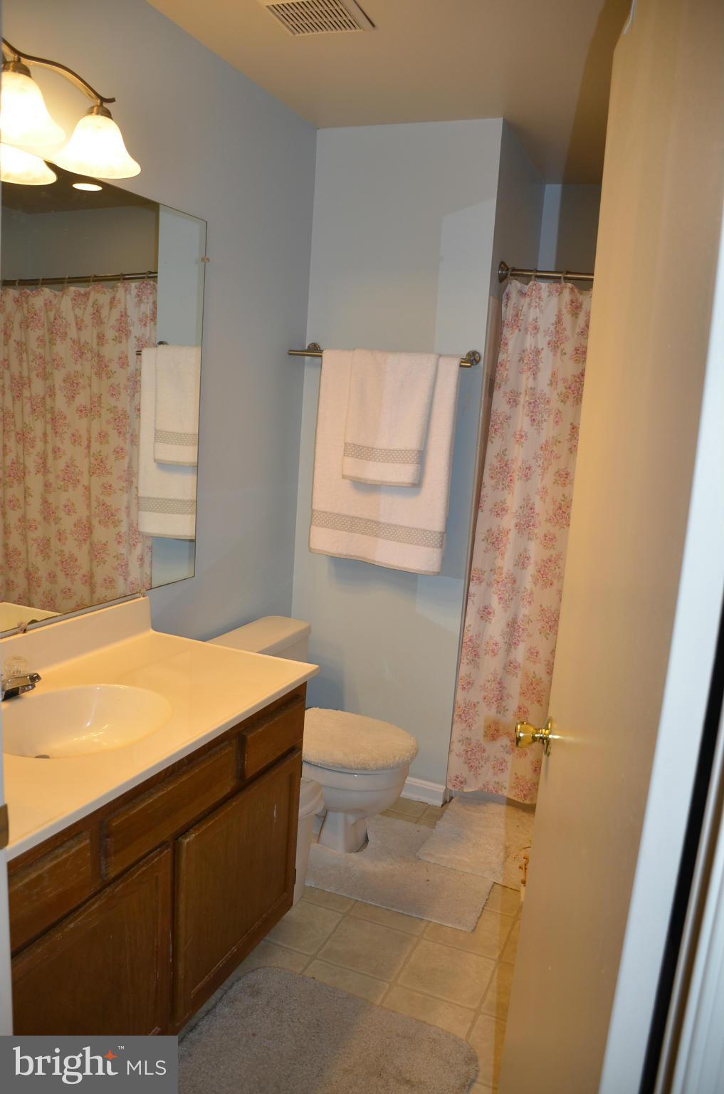 GLENSHIRE TOWNE - Residential