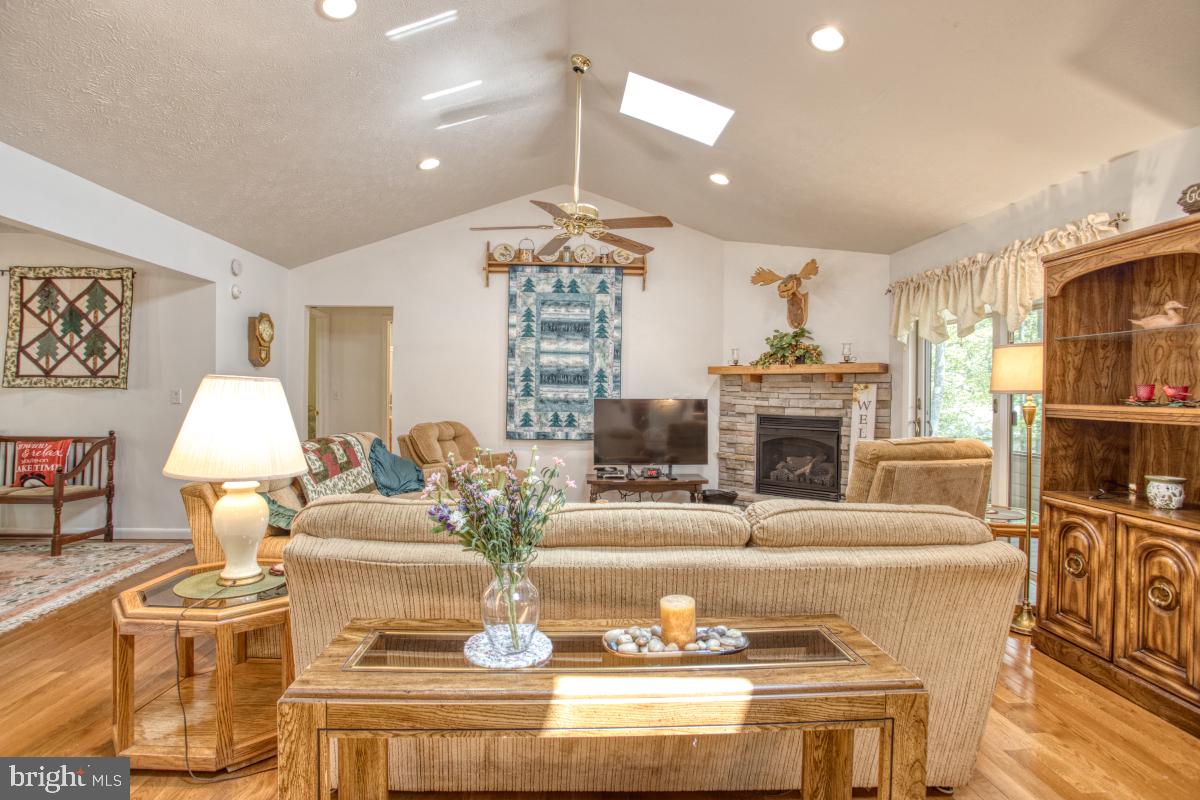 ALPINE LAKE  RESORT - Residential