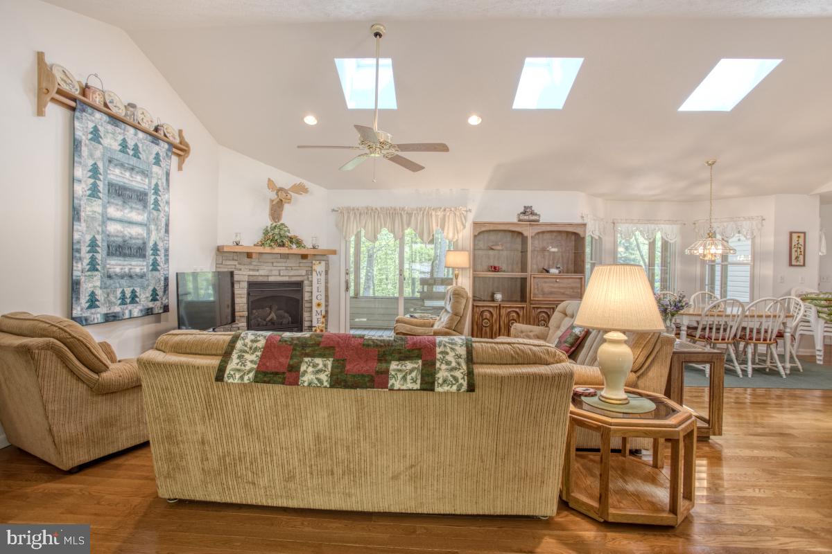 ALPINE LAKE  RESORT - Residential