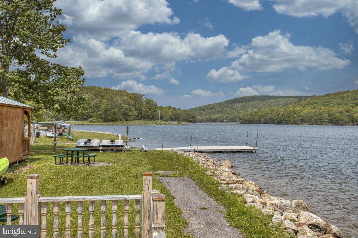 ALPINE LAKE  RESORT - Residential