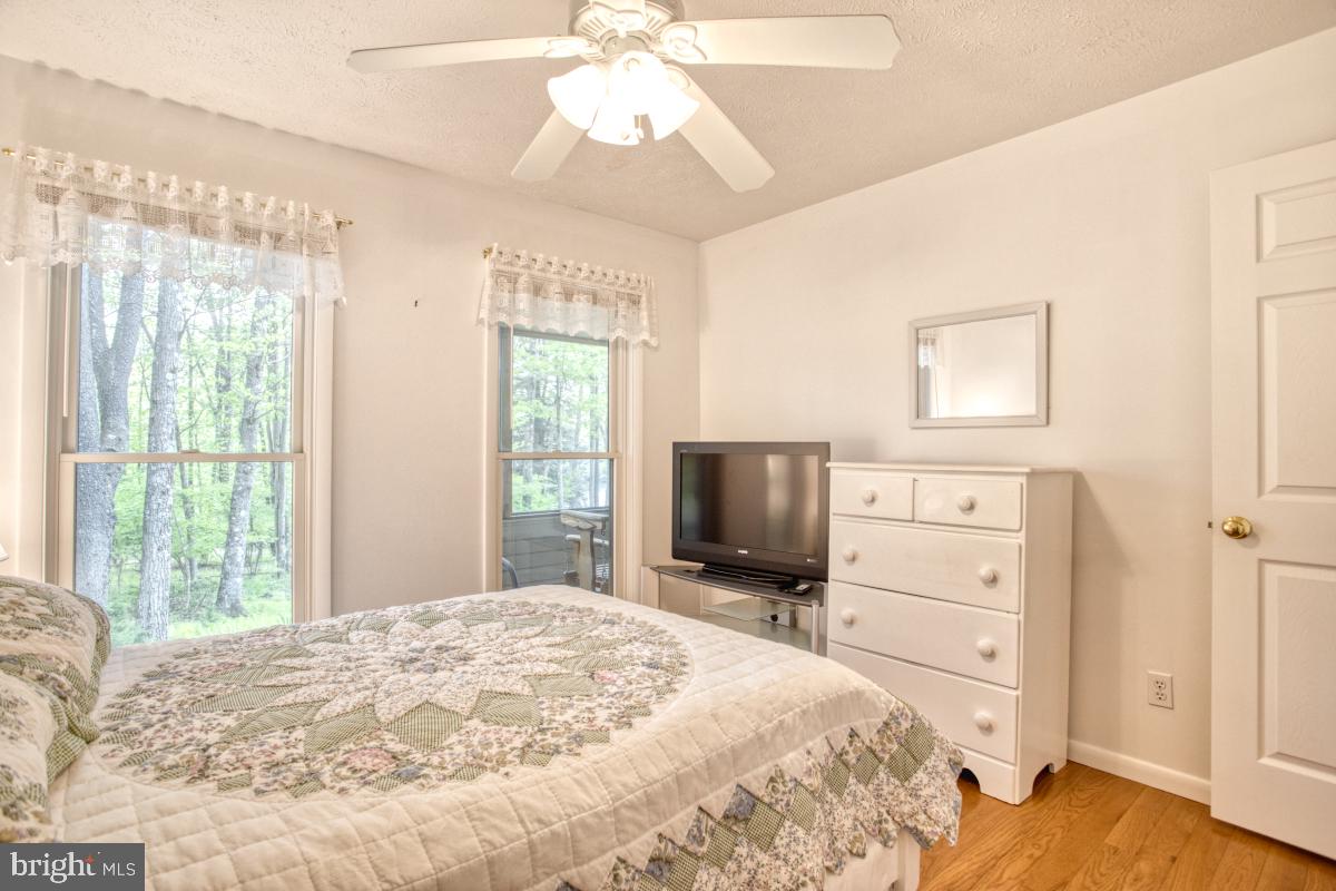 ALPINE LAKE  RESORT - Residential