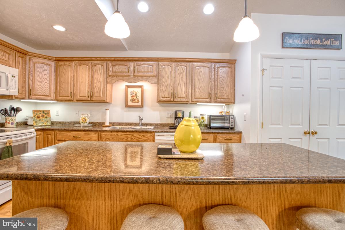 ALPINE LAKE  RESORT - Residential