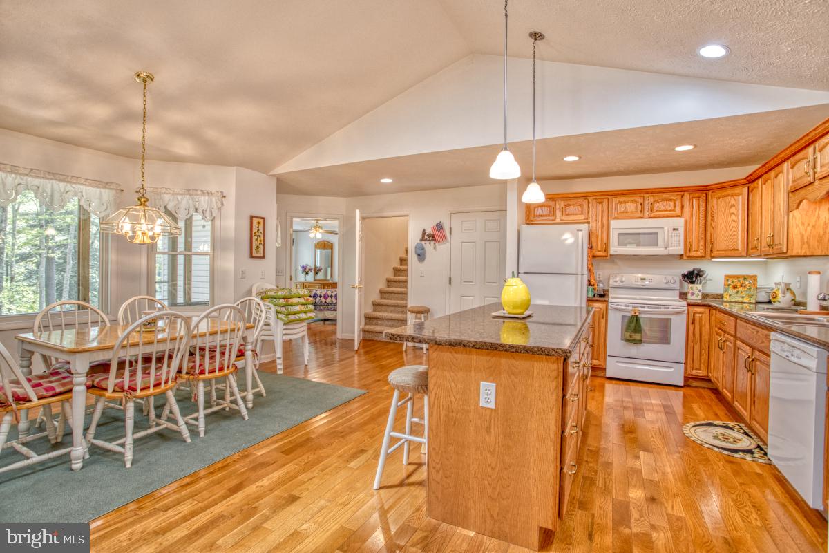 ALPINE LAKE  RESORT - Residential