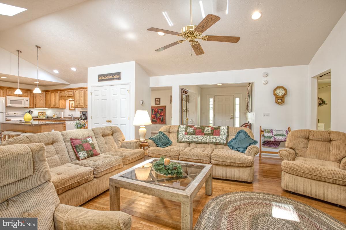 ALPINE LAKE  RESORT - Residential