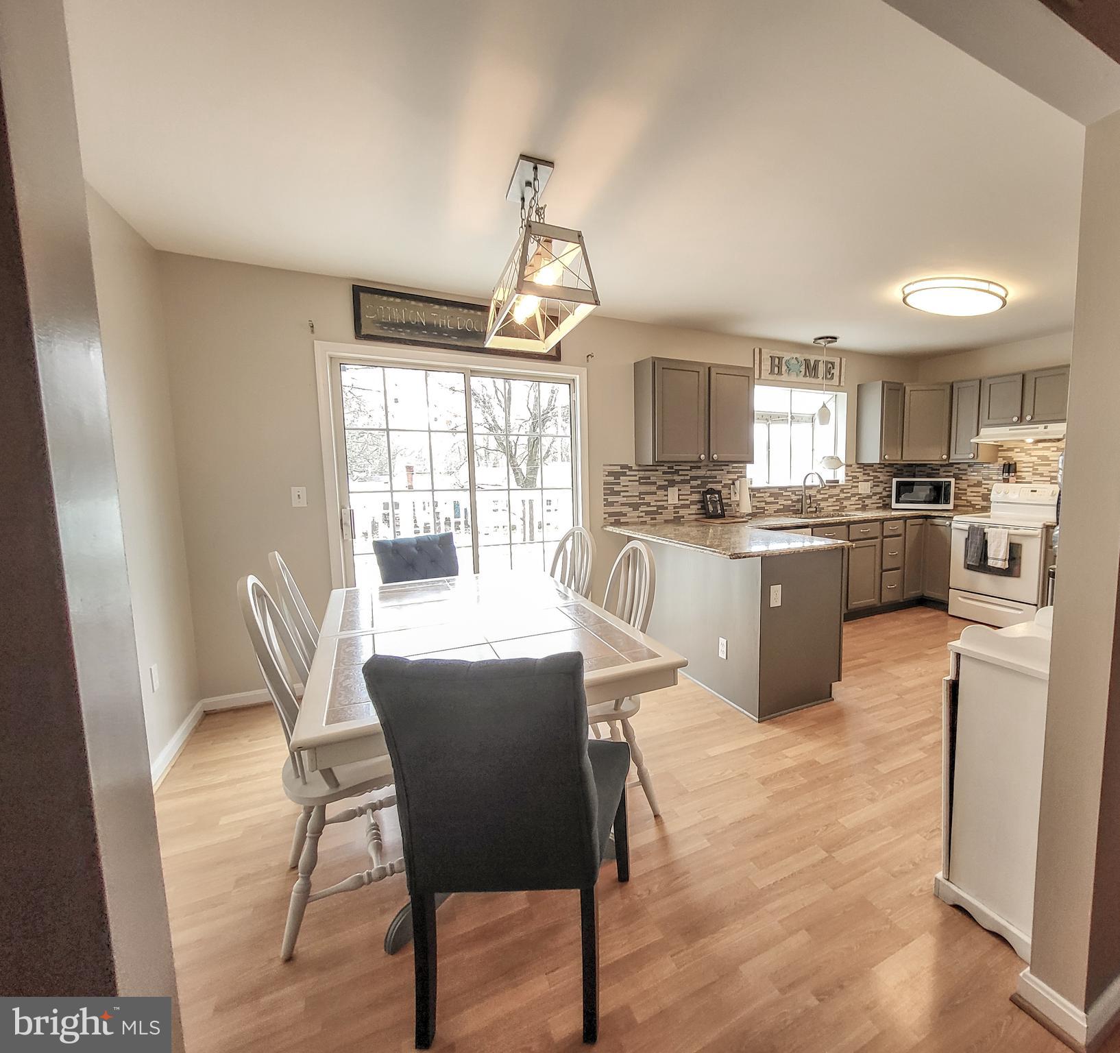 PARKER CREEK VIEW - Residential