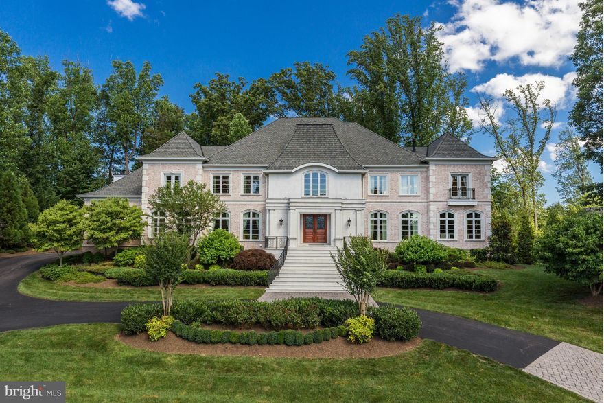 Spectacular Custom French Provincial Masterpiece in The Reserve on quiet cul-de-sac! Dramatic open floorplan, designer lighting & unique custom features make this 13,000+SF home an exceptional rare find! Fabulous gourmet kitchen, 2 story great room, piano/bar room, mahogany library, luxe MBR suite, theater, exercise rm, Brazilian cherry floors. Stone/brick terrace, 4 car garage 7BR/8.55BA