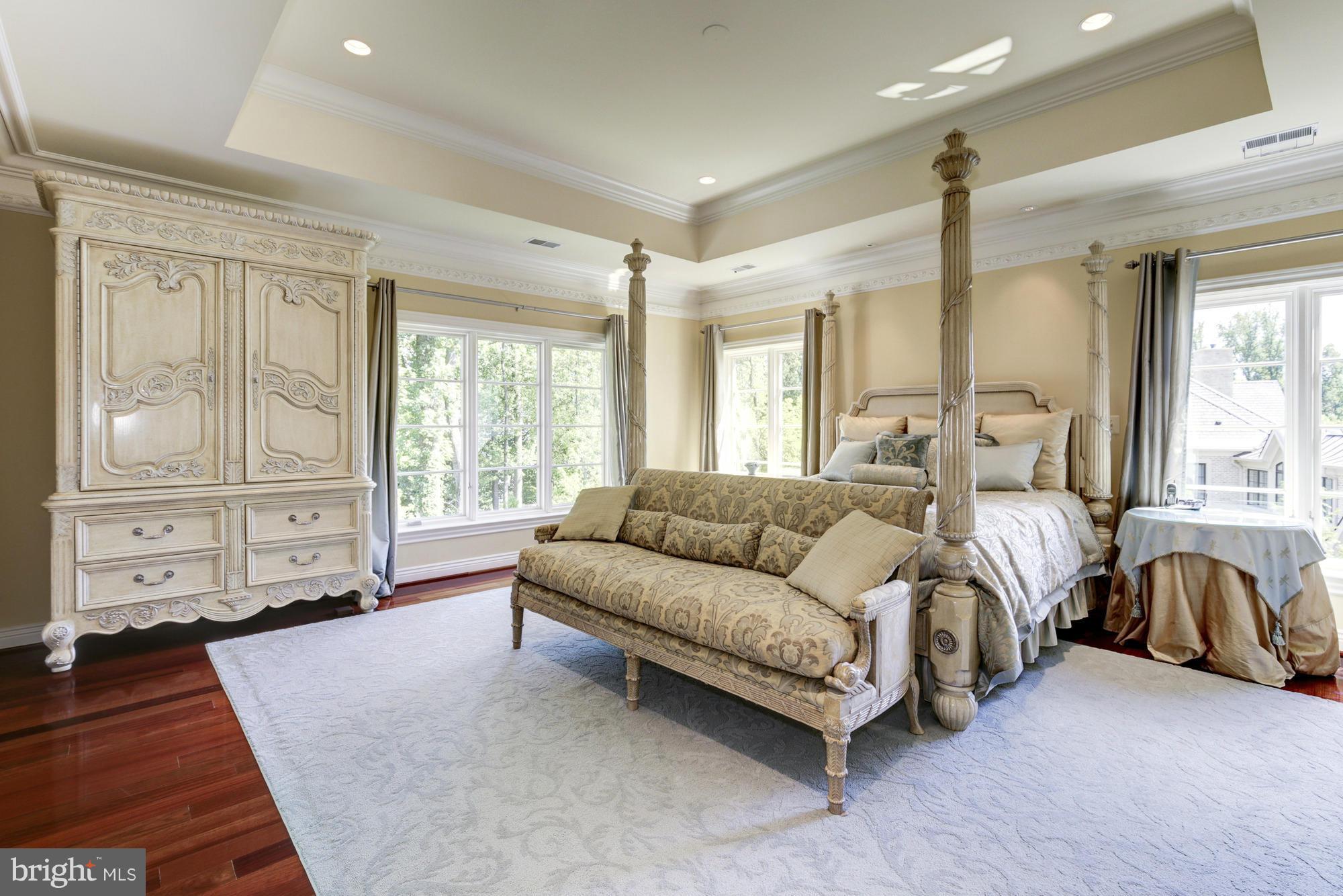 THE RESERVE - Residential