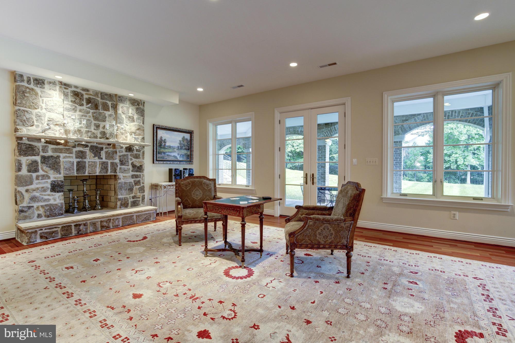 THE RESERVE - Residential