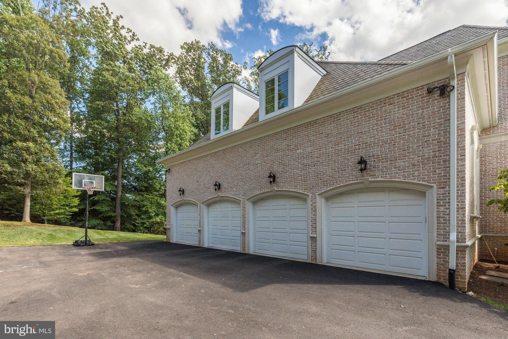 THE RESERVE - Residential