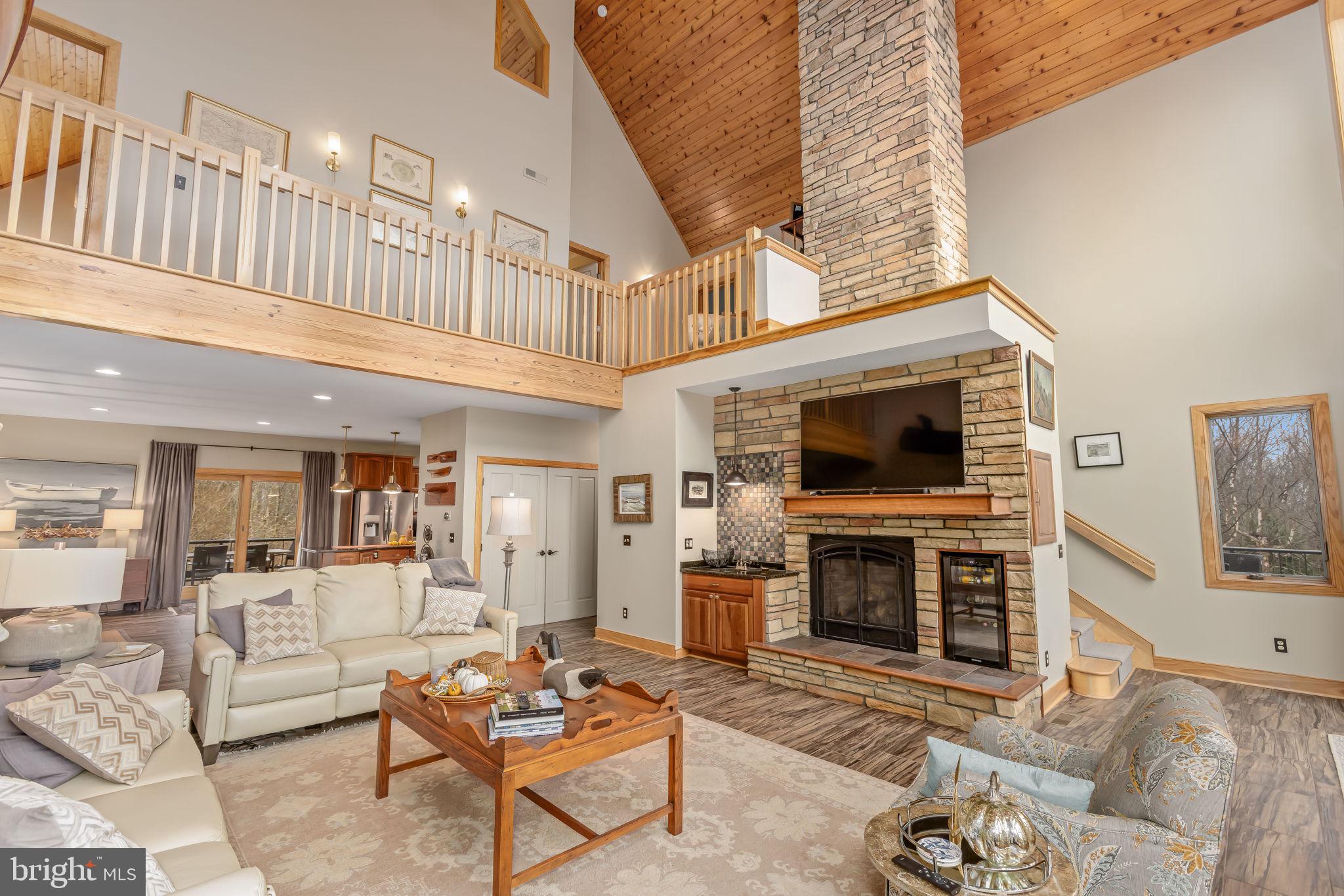 THE VIEW - Residential