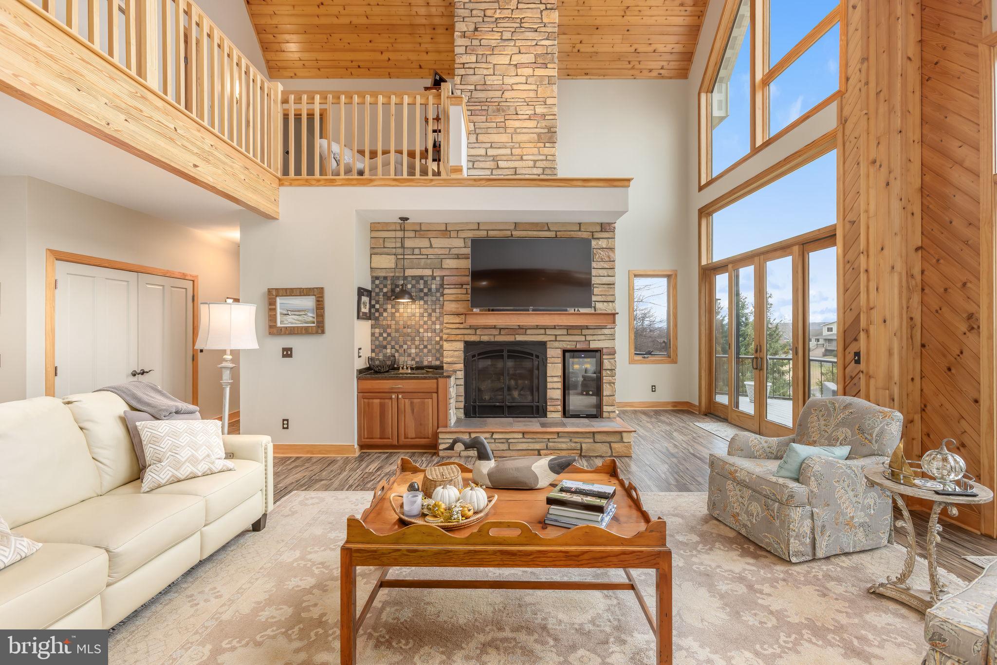 THE VIEW - Residential