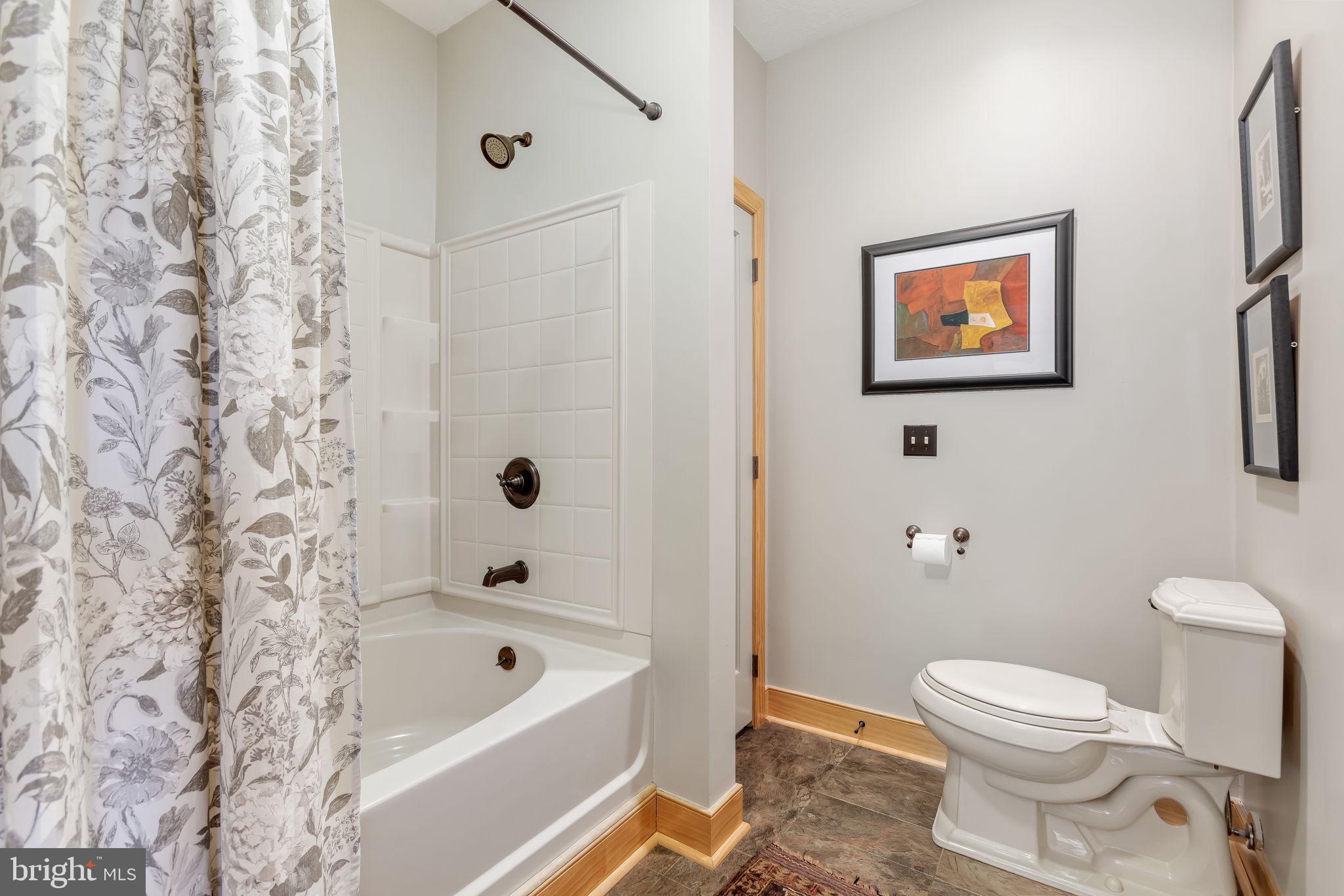 THE VIEW - Residential