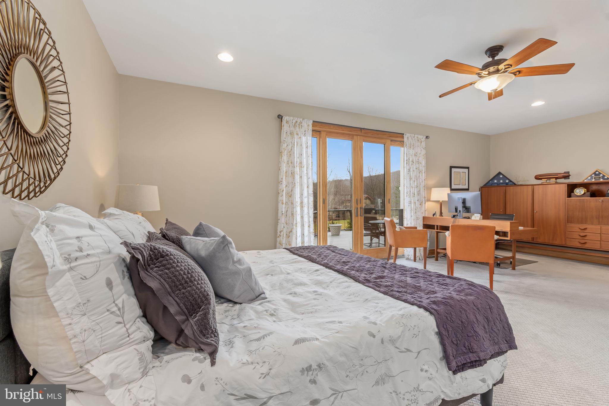 THE VIEW - Residential