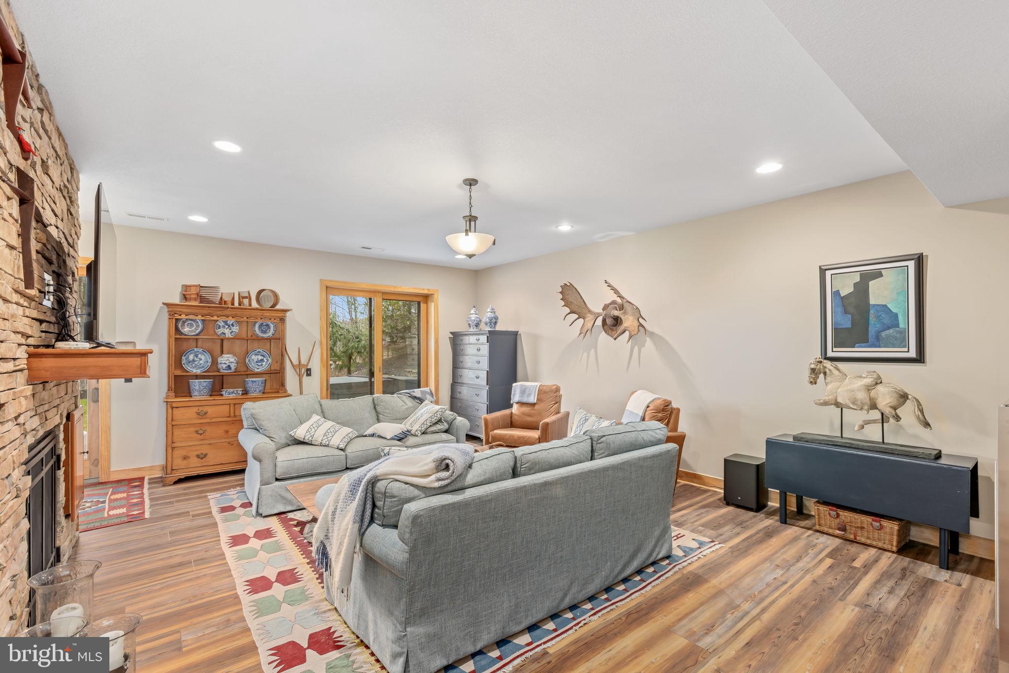 THE VIEW - Residential