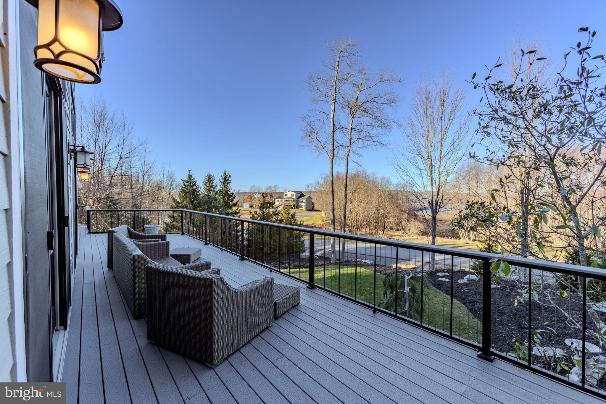 THE VIEW - Residential