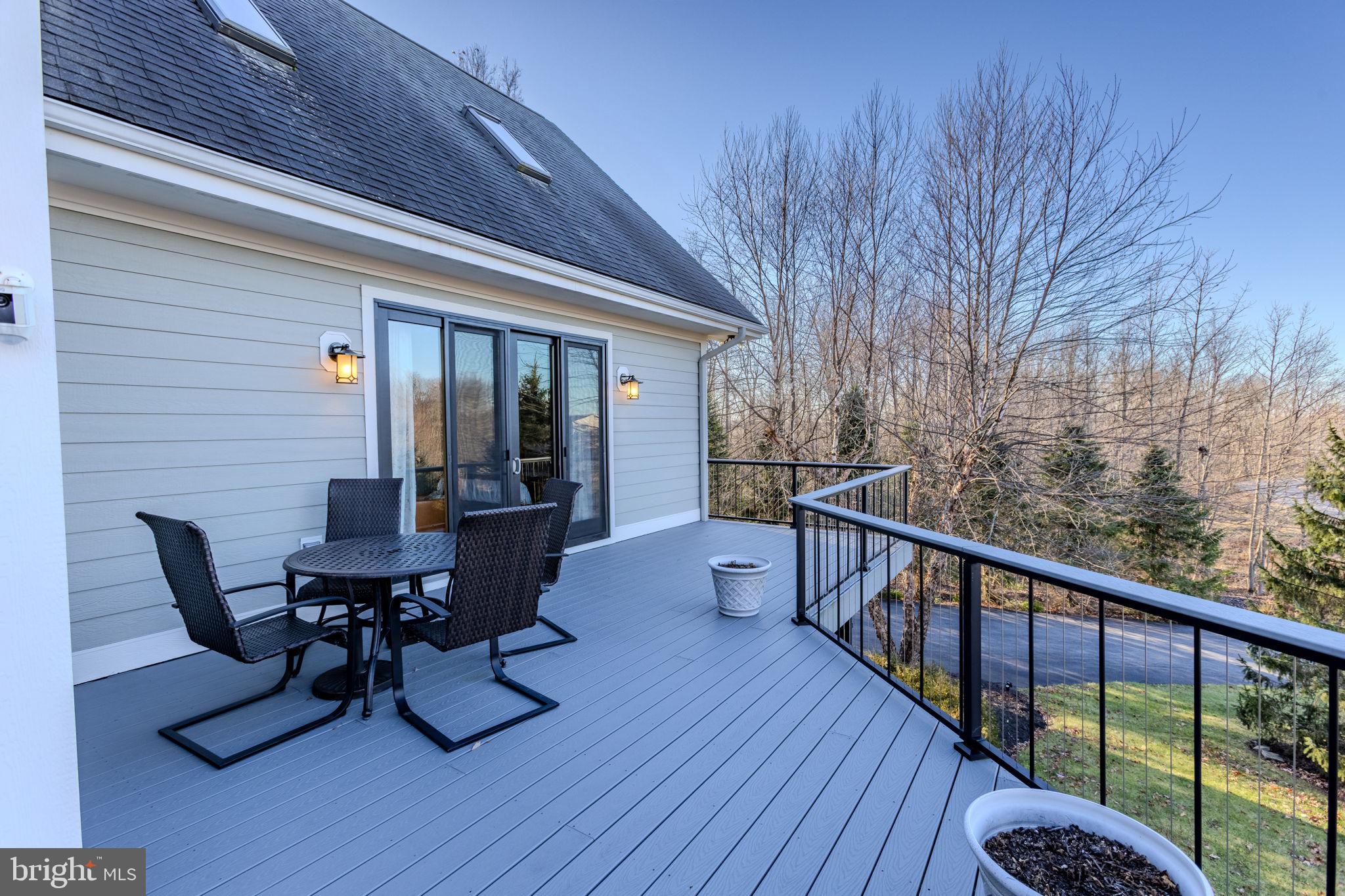 THE VIEW - Residential