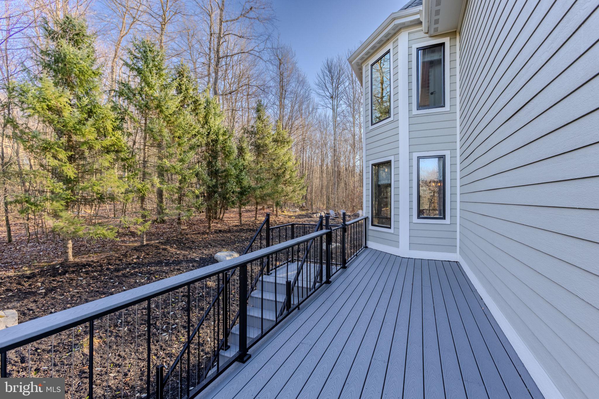 THE VIEW - Residential