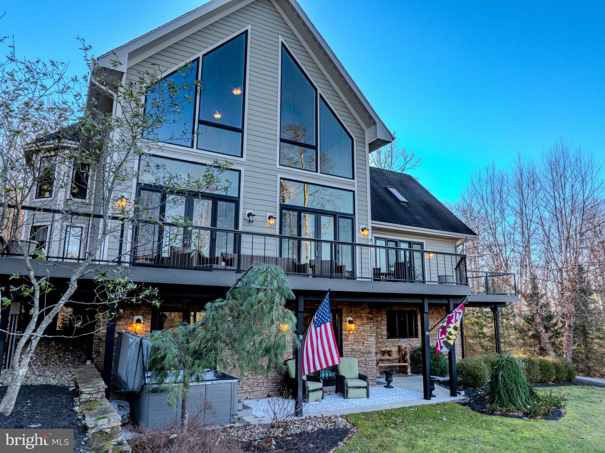 444 WOODLANDS HILL LANE