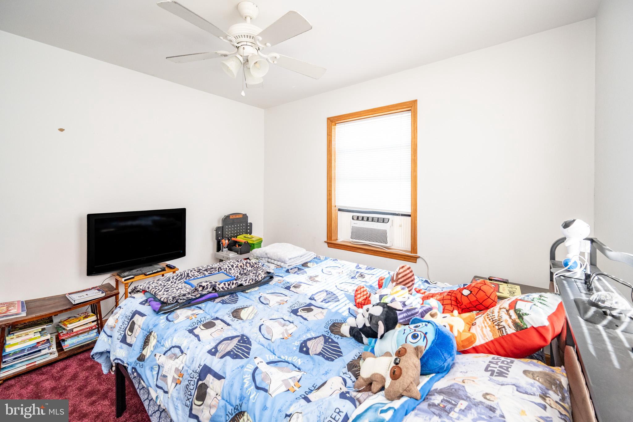 MT LAKE PARK - Residential