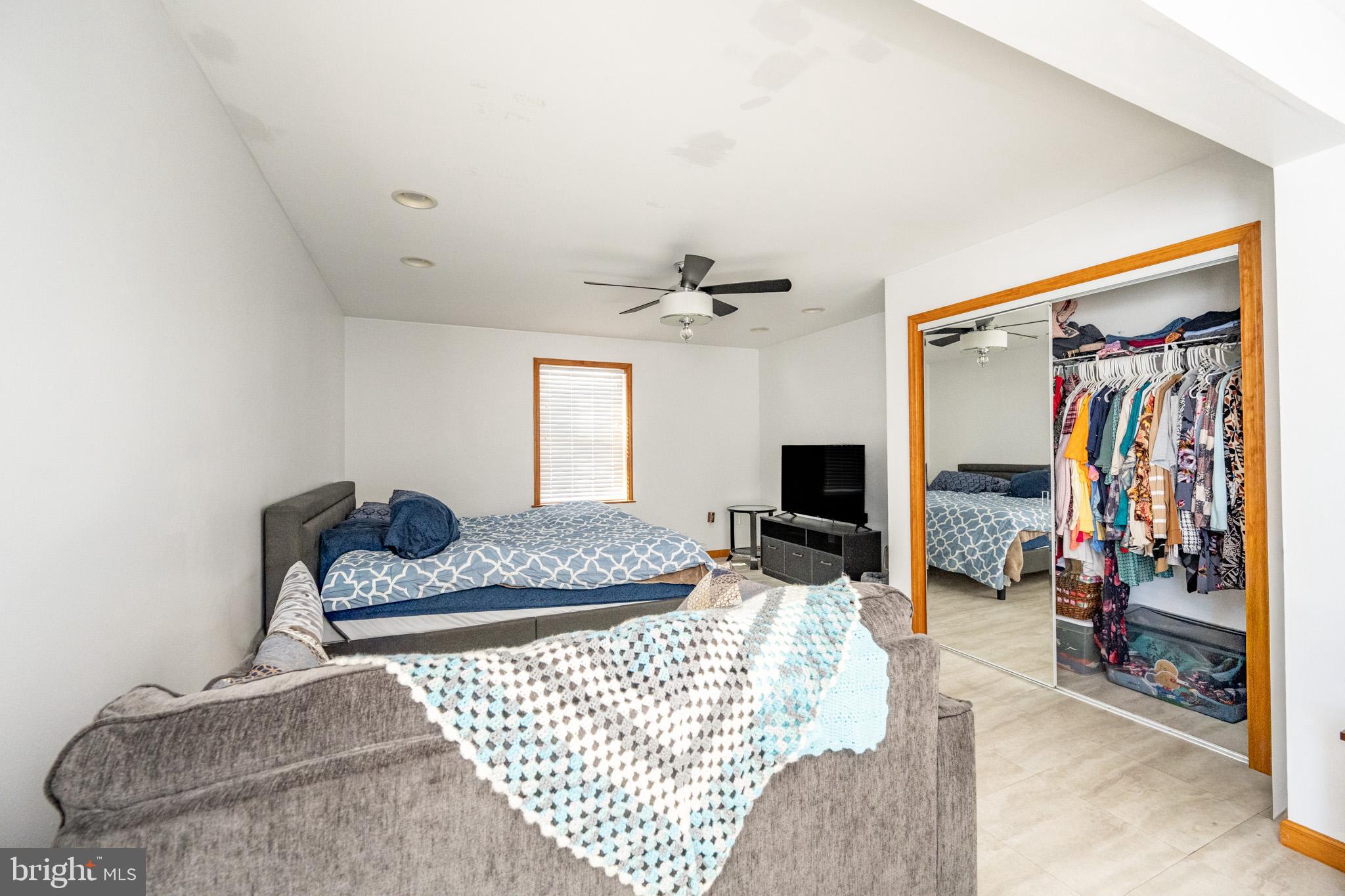 MT LAKE PARK - Residential