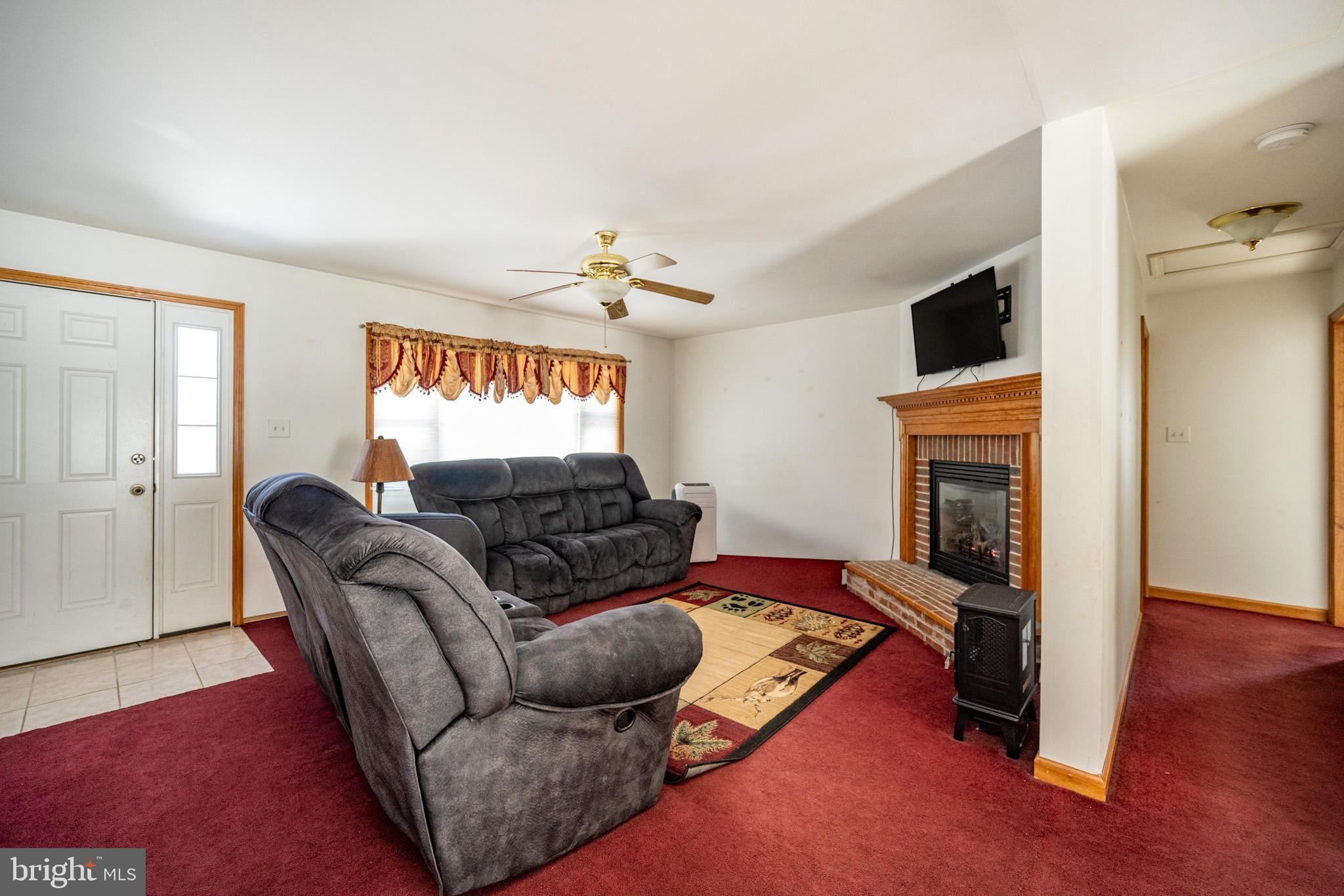 MT LAKE PARK - Residential