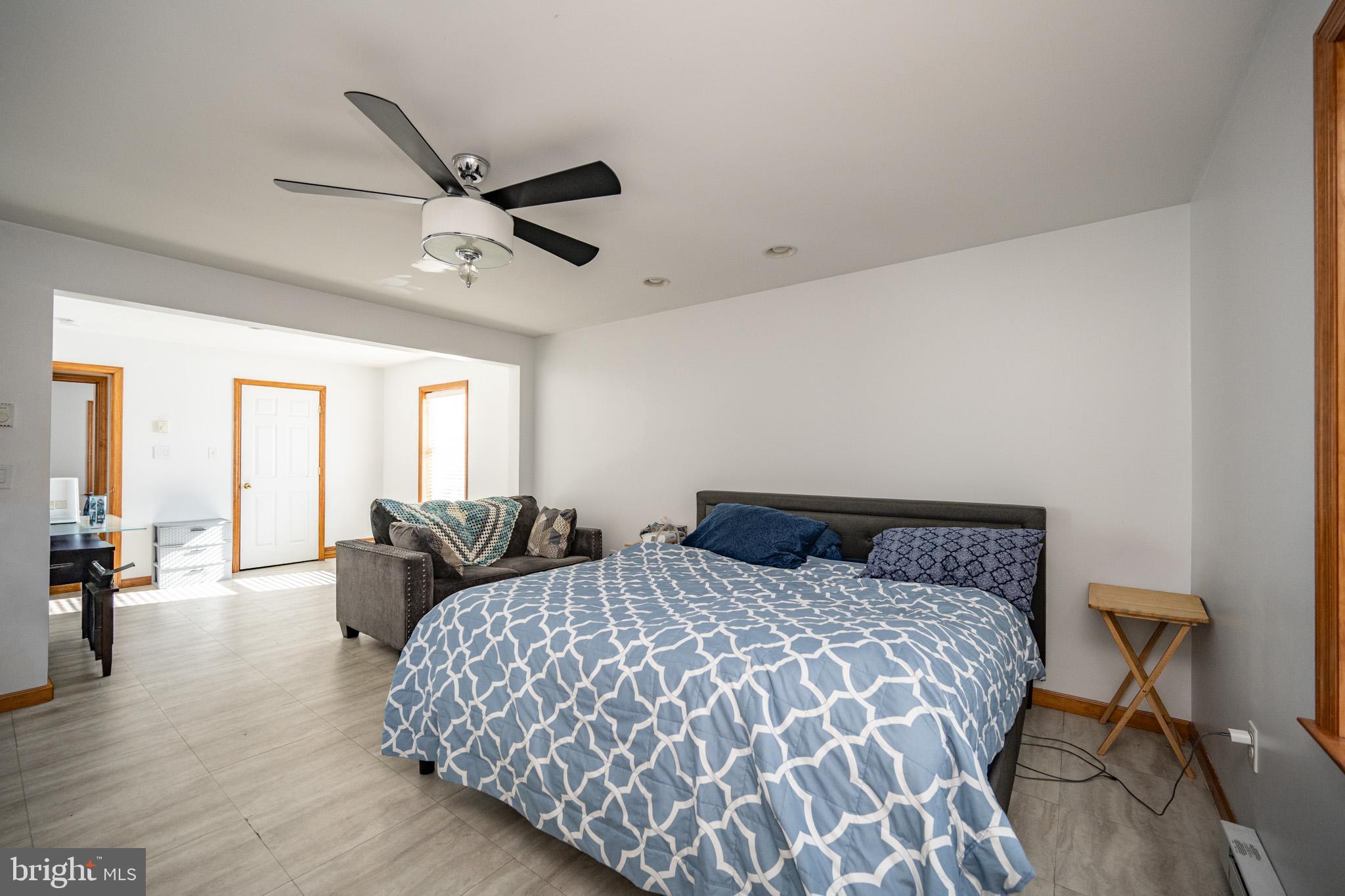 MT LAKE PARK - Residential