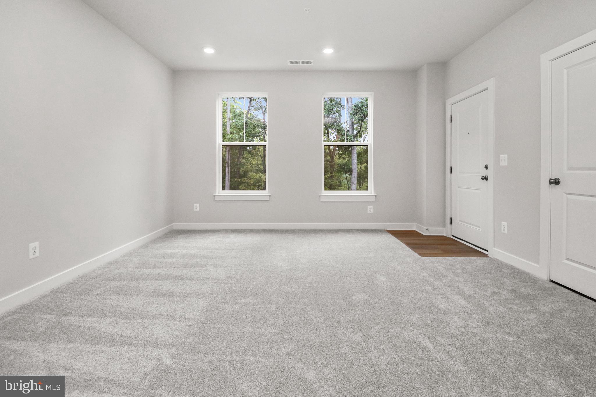 KINCORA - Residential Lease