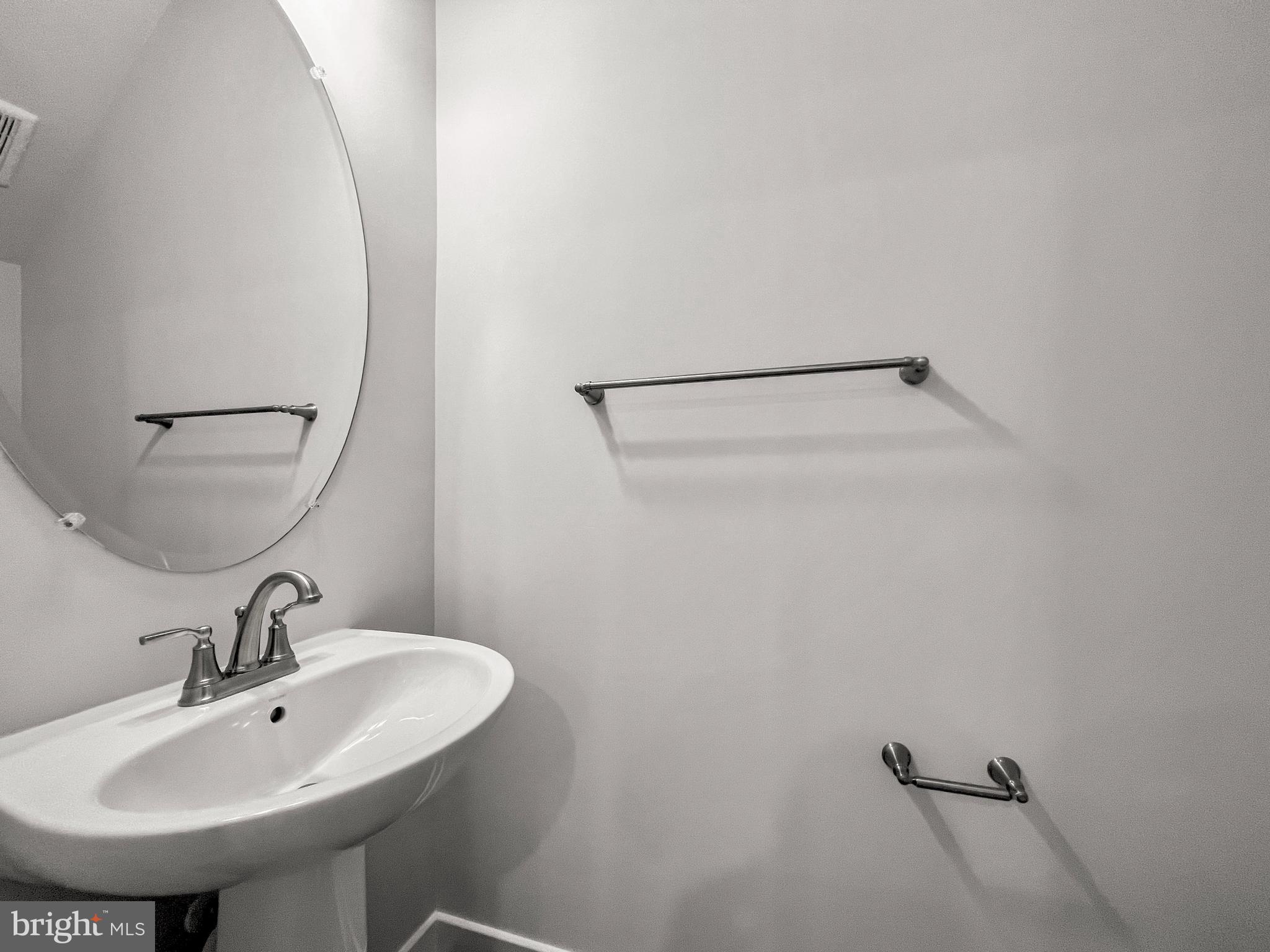 KINCORA - Residential Lease